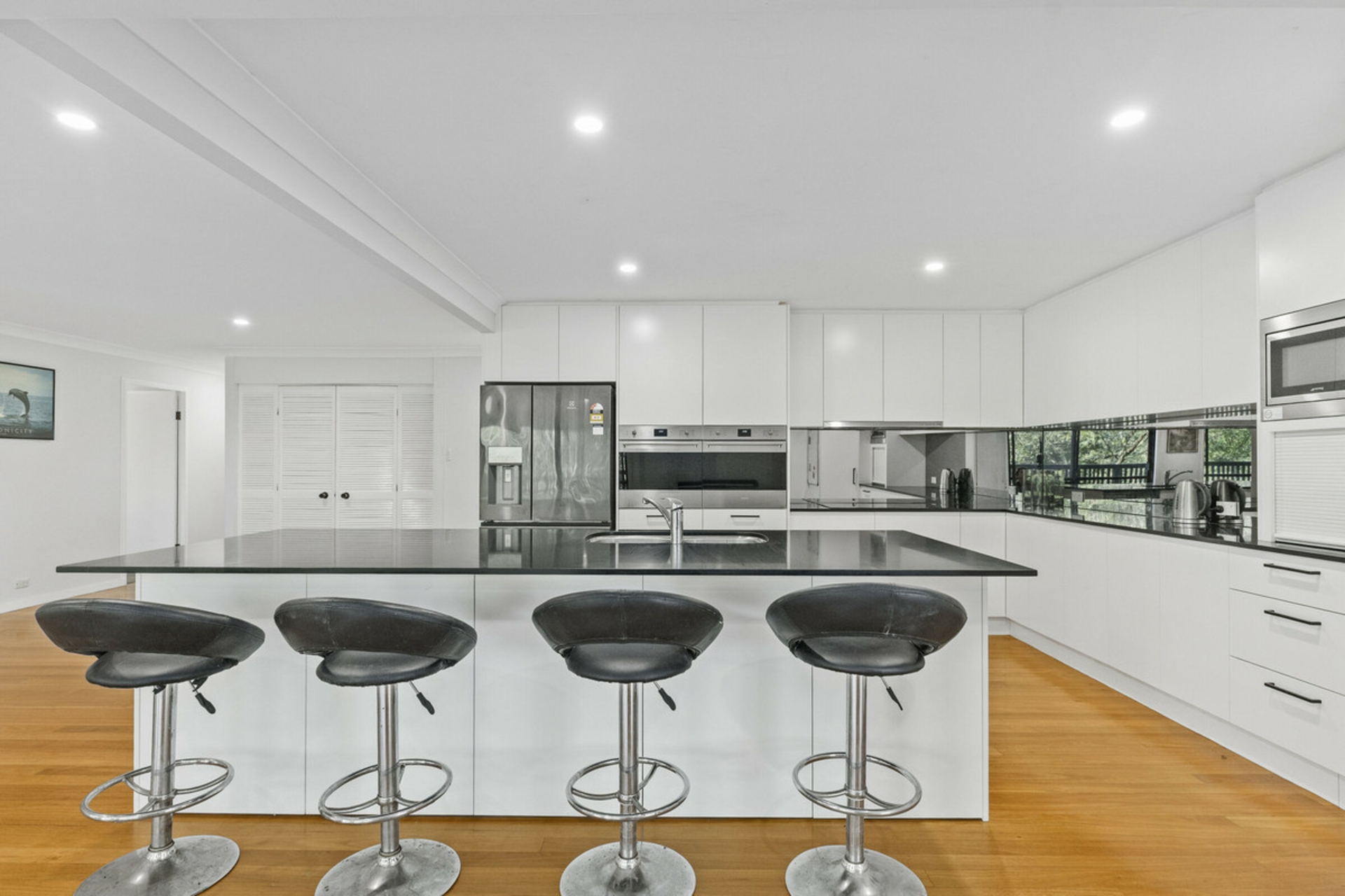 11 Rutherford Drive — photo 8 of 30