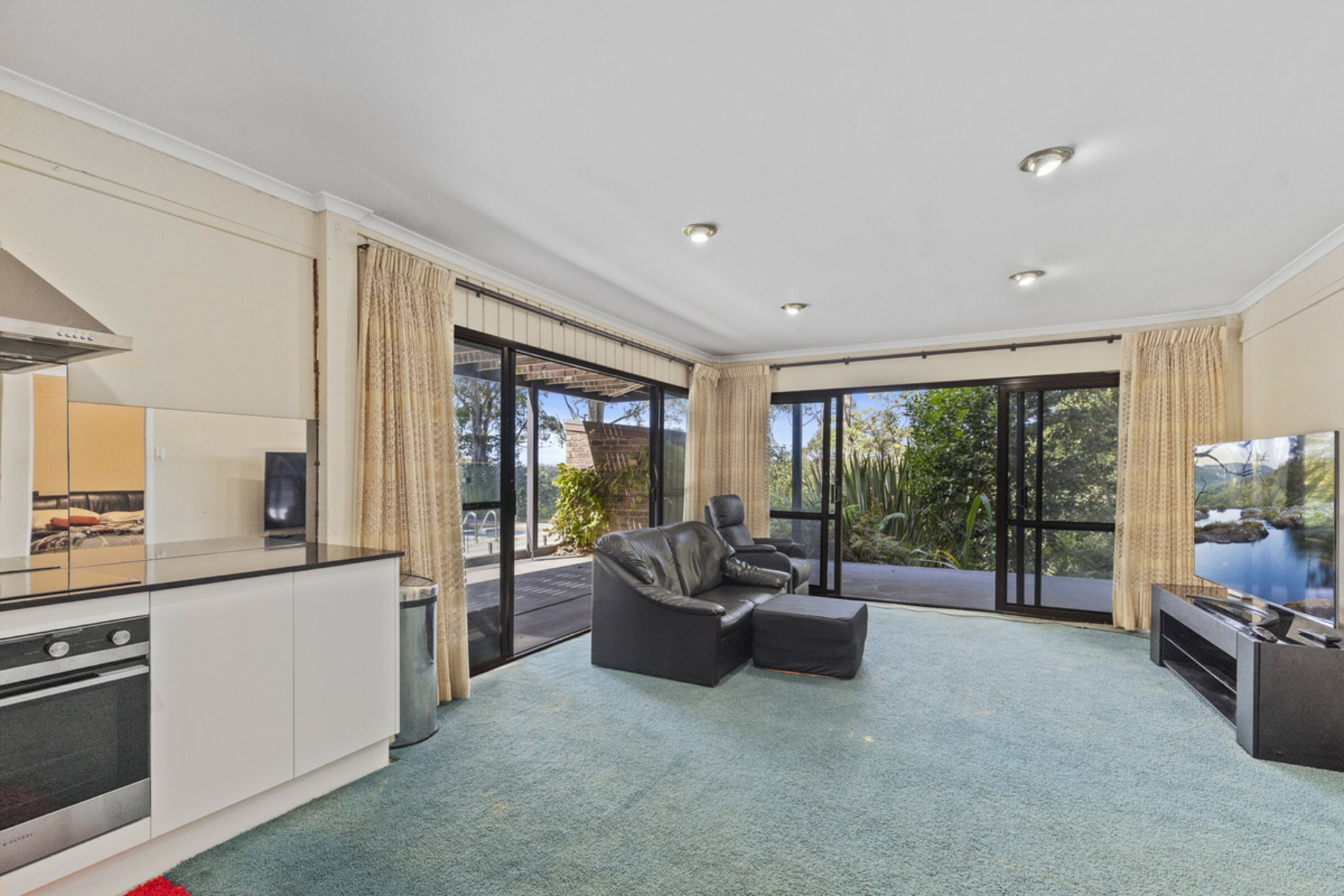 11 Rutherford Drive — photo 10 of 30