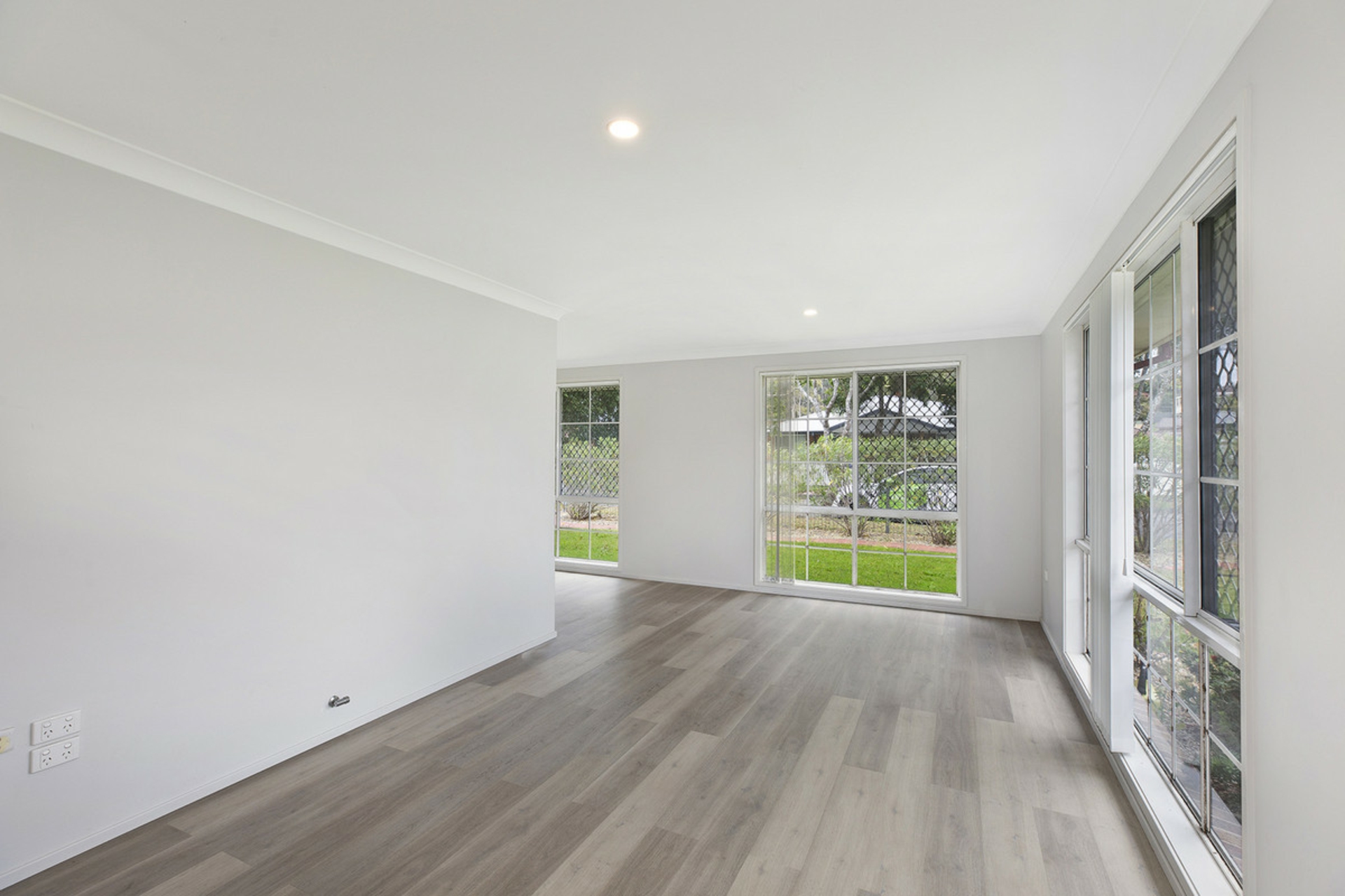 30 Betty Anne Place — photo 3 of 9