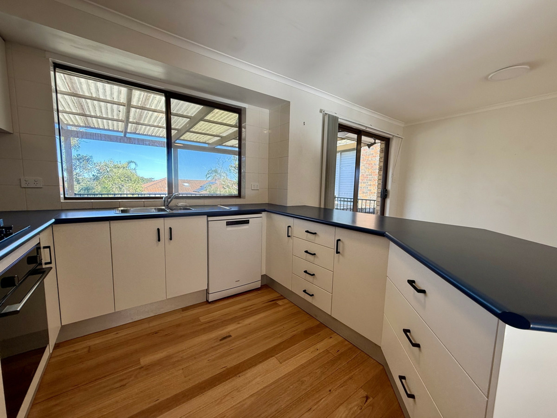 29 Valley View Road — photo 4 of 12