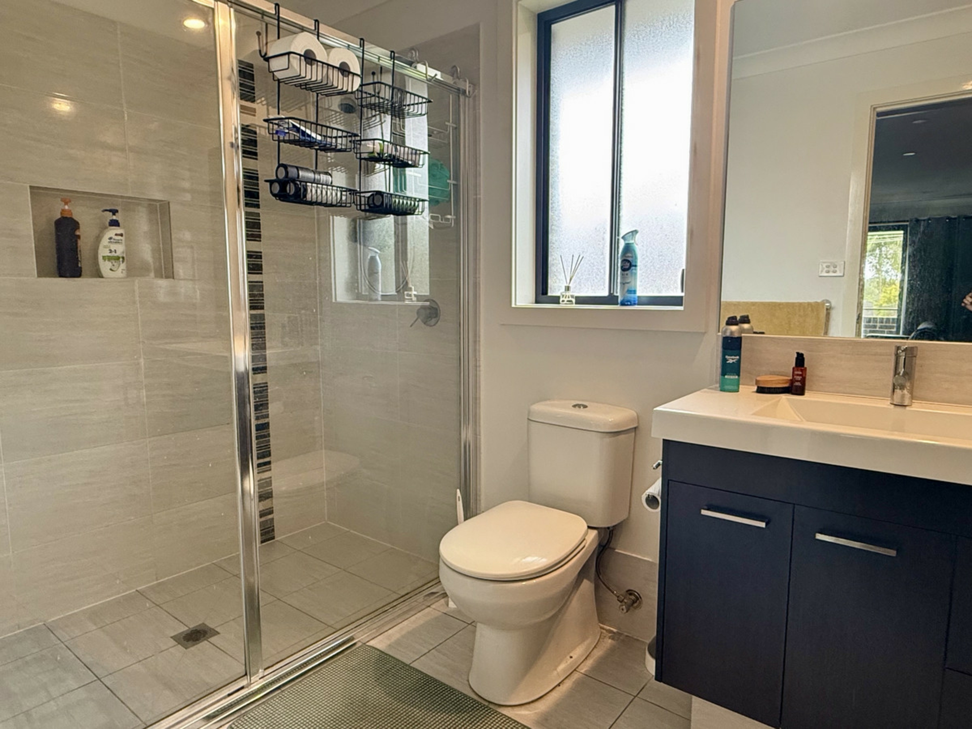 24 Duncan Street — photo 9 of 10