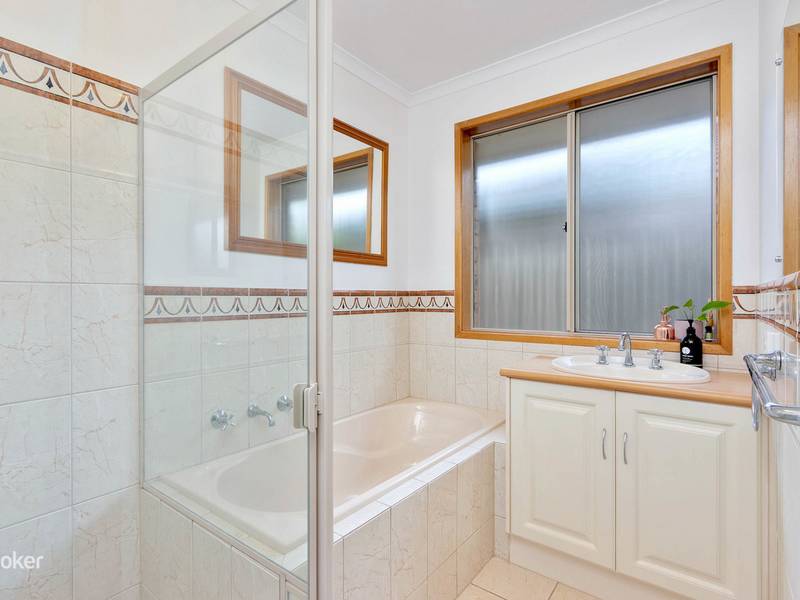 8 Creedon Close, EVANSTON PARK