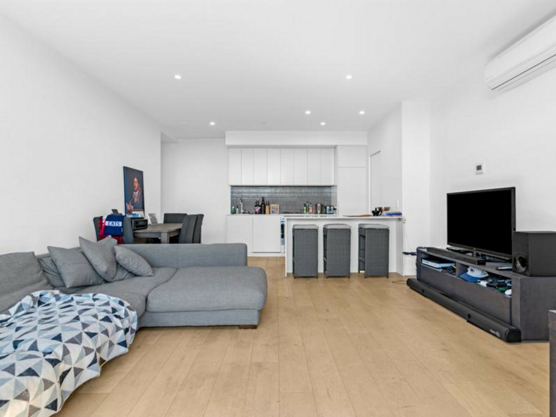 707/421 King William Street, ADELAIDE