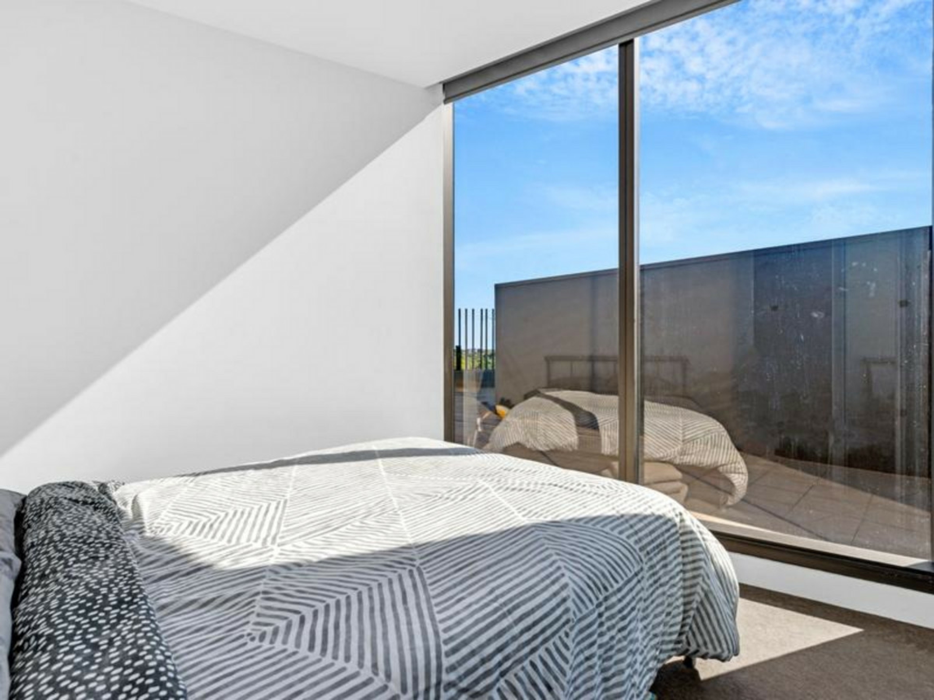 707/421 King William Street, ADELAIDE