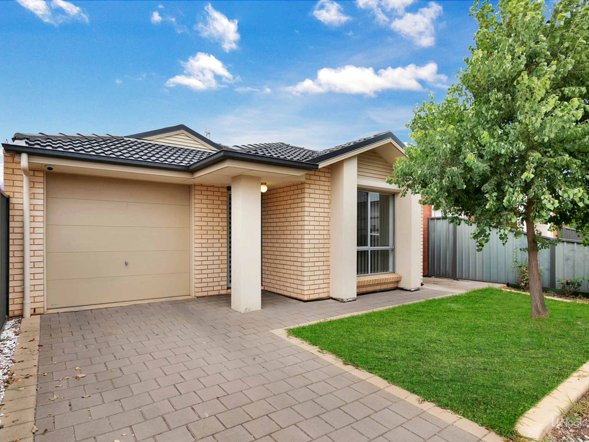 8 Glenrowan Street Andrews Farm SA