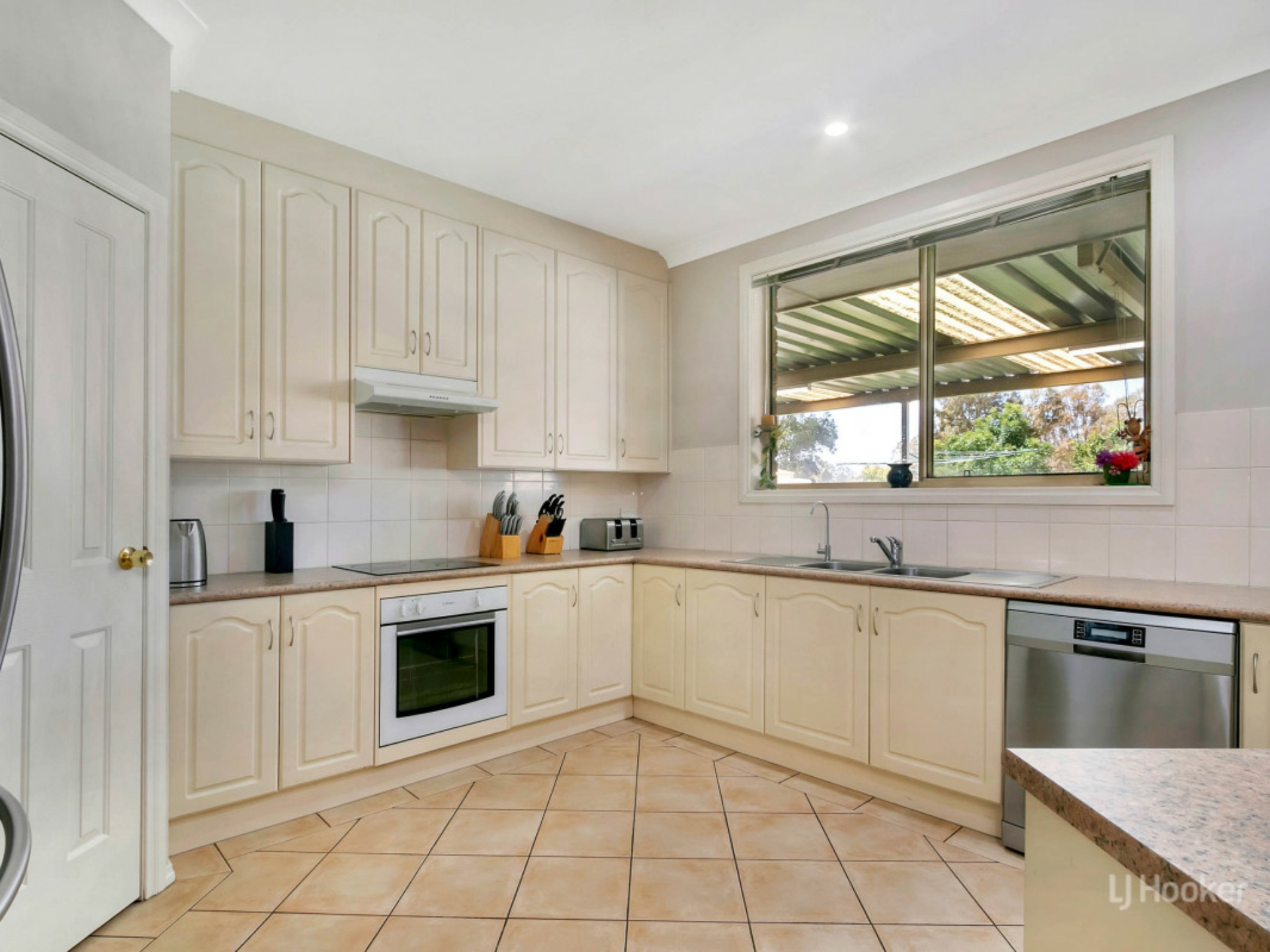 5 Karapas Court, LEWISTON