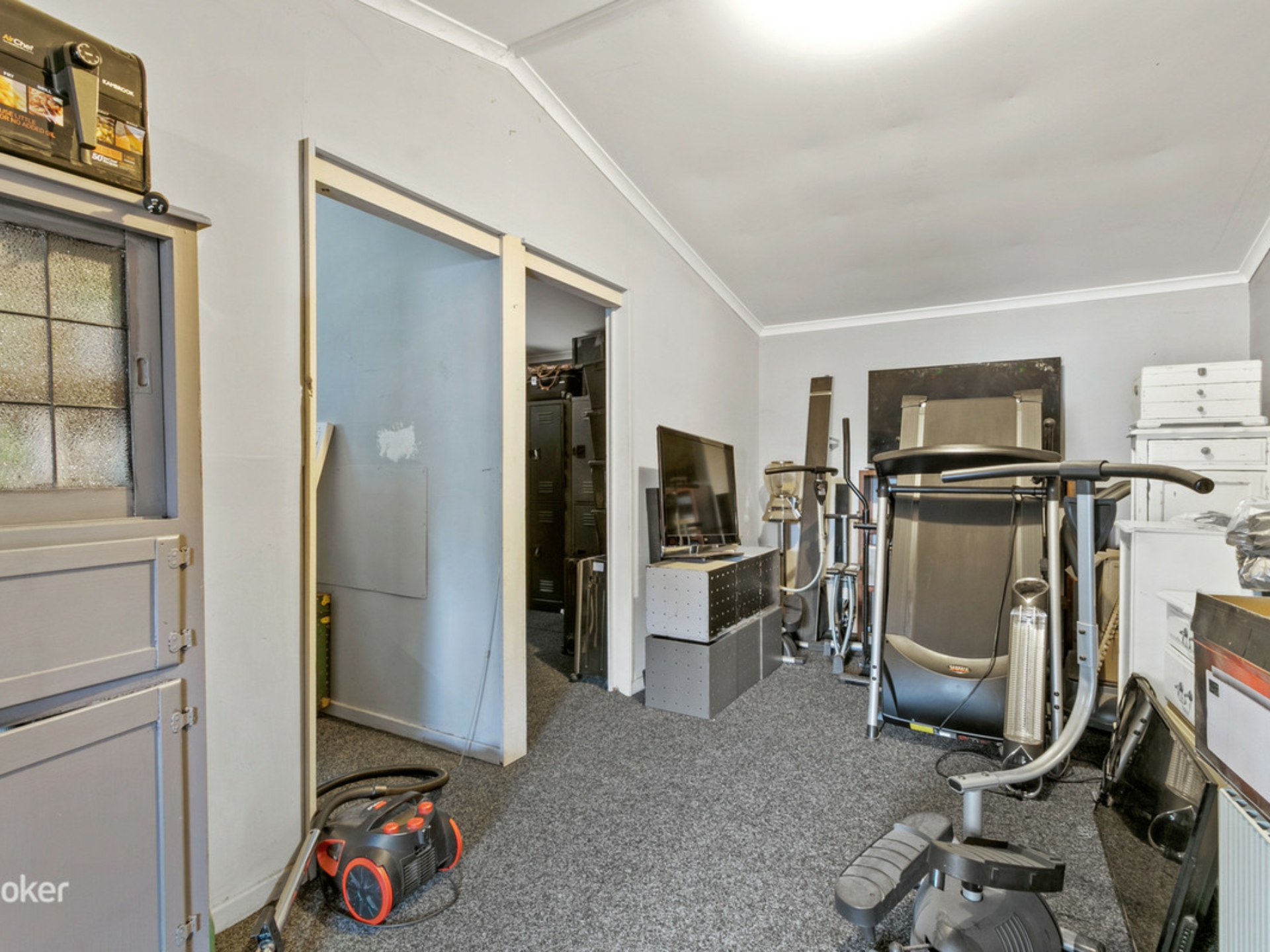 64 Whitington Road, DAVOREN PARK