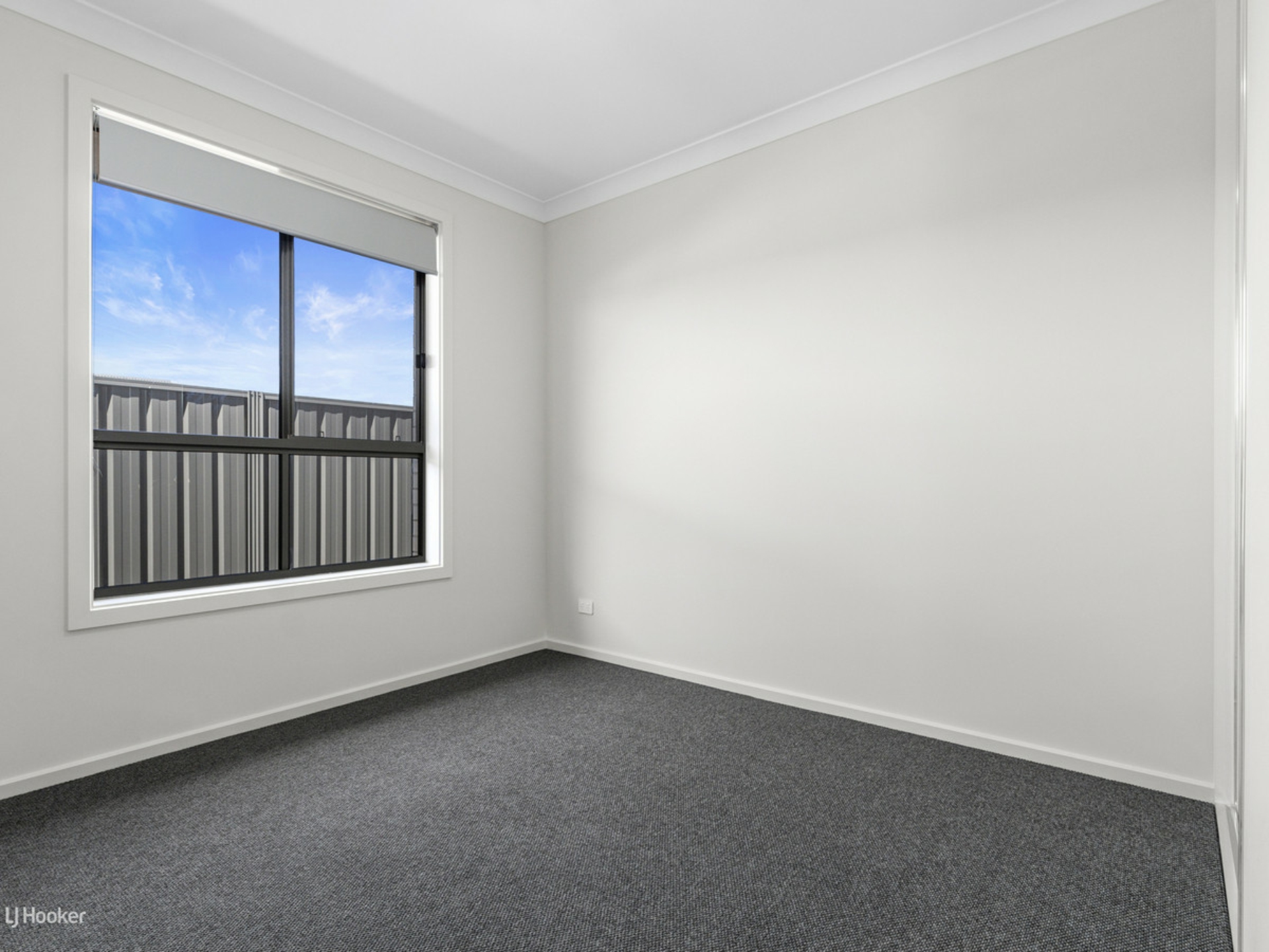 12 Desiree Street, MUNNO PARA DOWNS