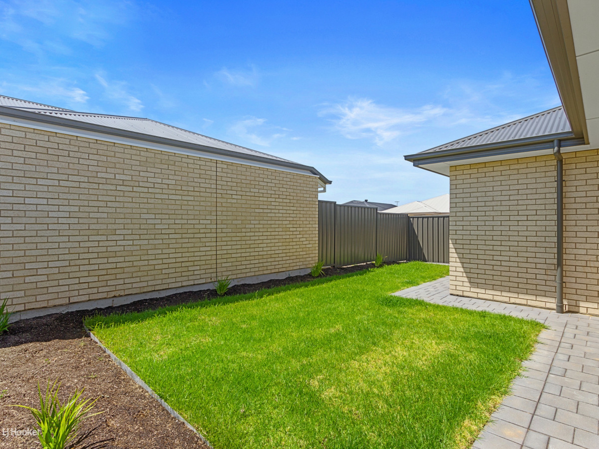 12 Desiree Street, MUNNO PARA DOWNS