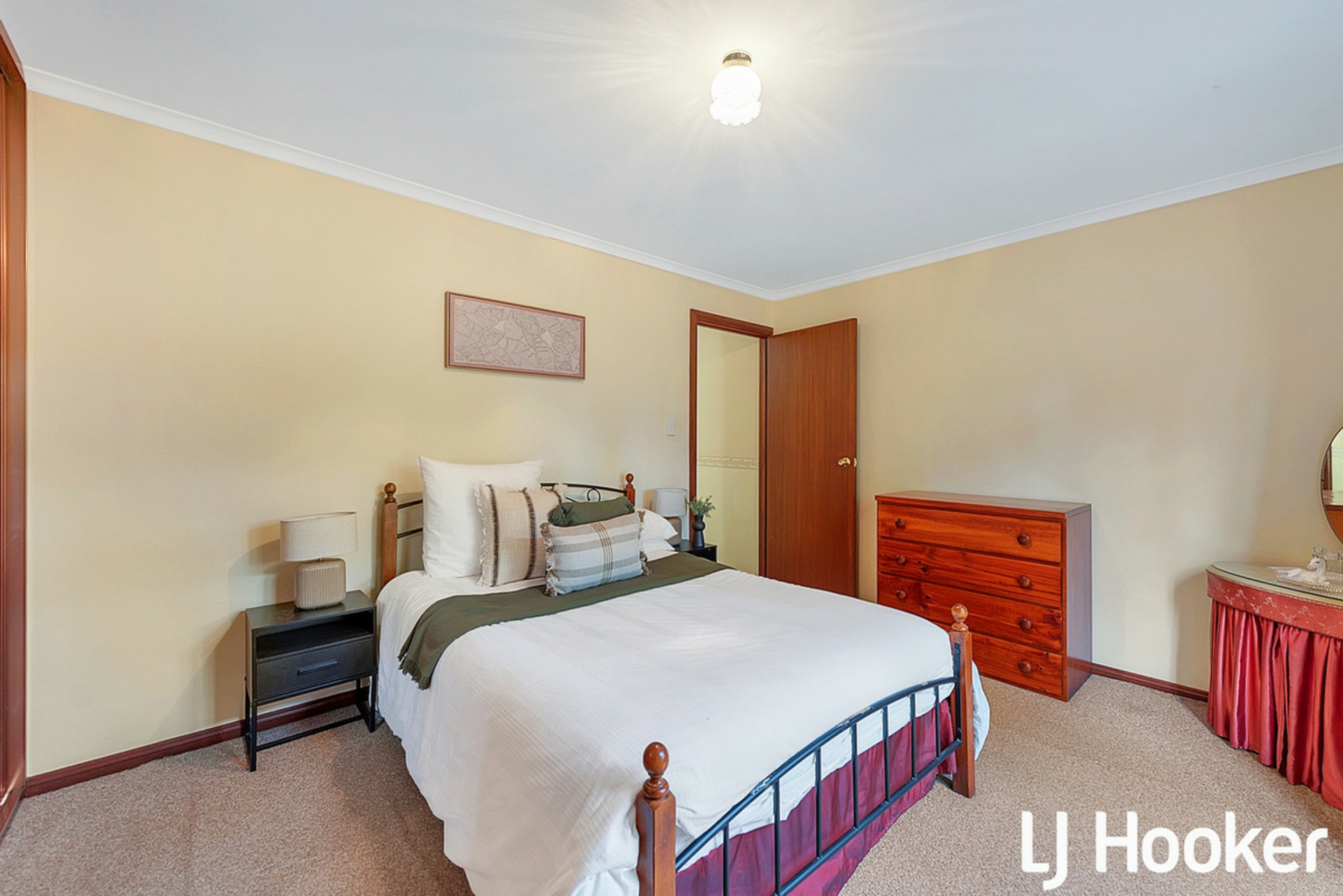 2/30 Iveleary Avenue, SALISBURY EAST