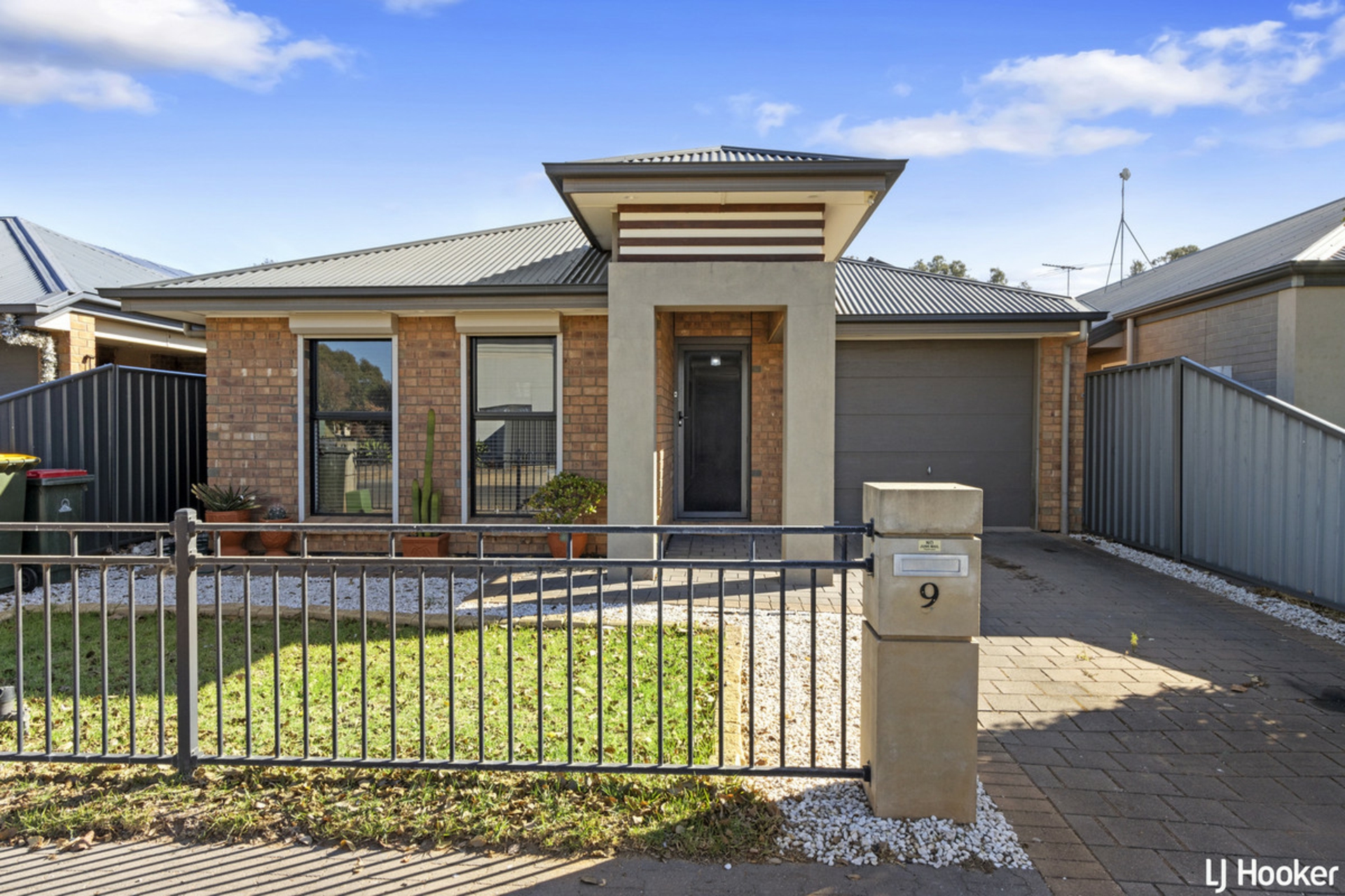9 Riesling Crescent, Andrews Farm