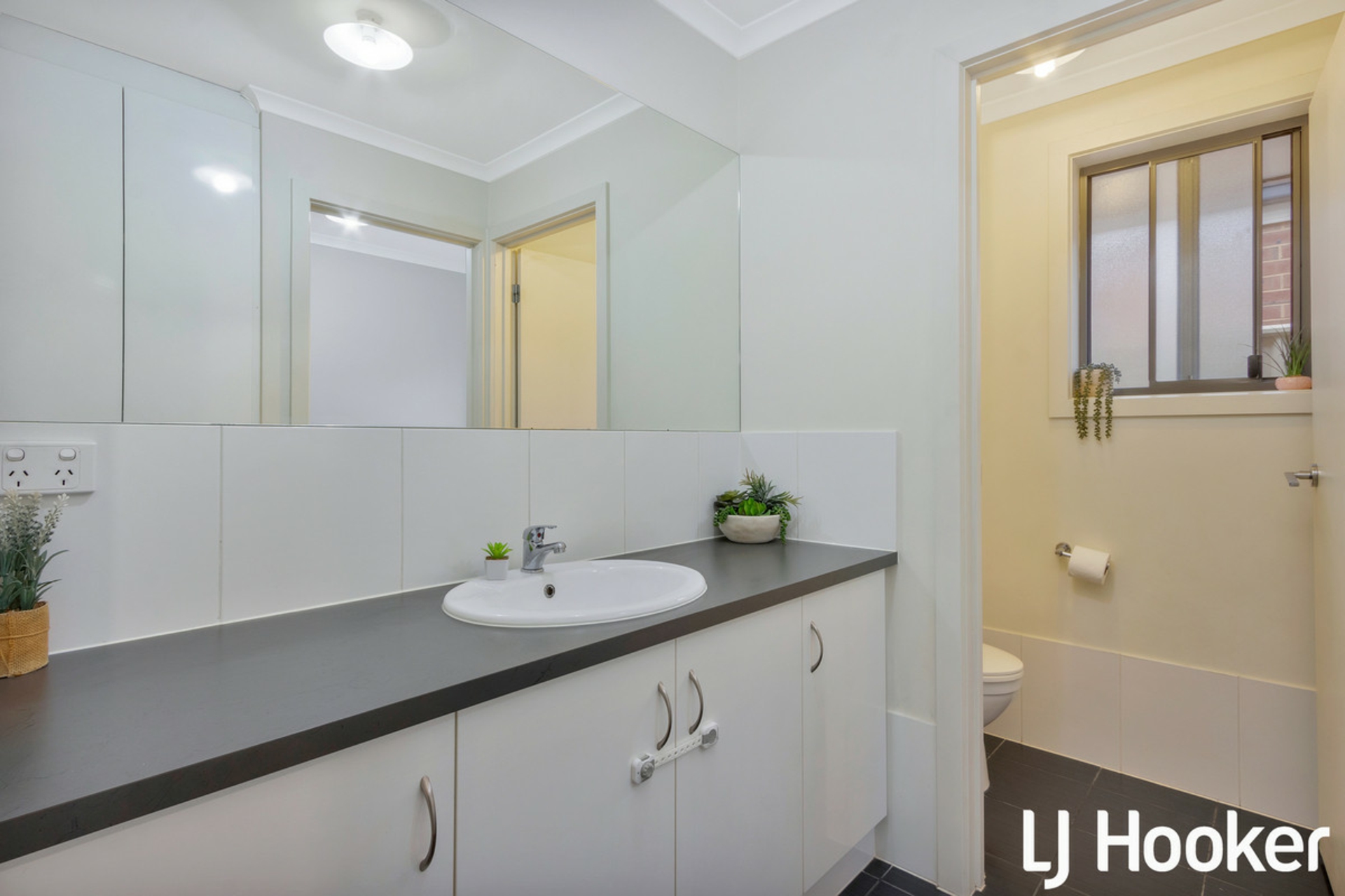11 Felicia Avenue, SALISBURY DOWNS