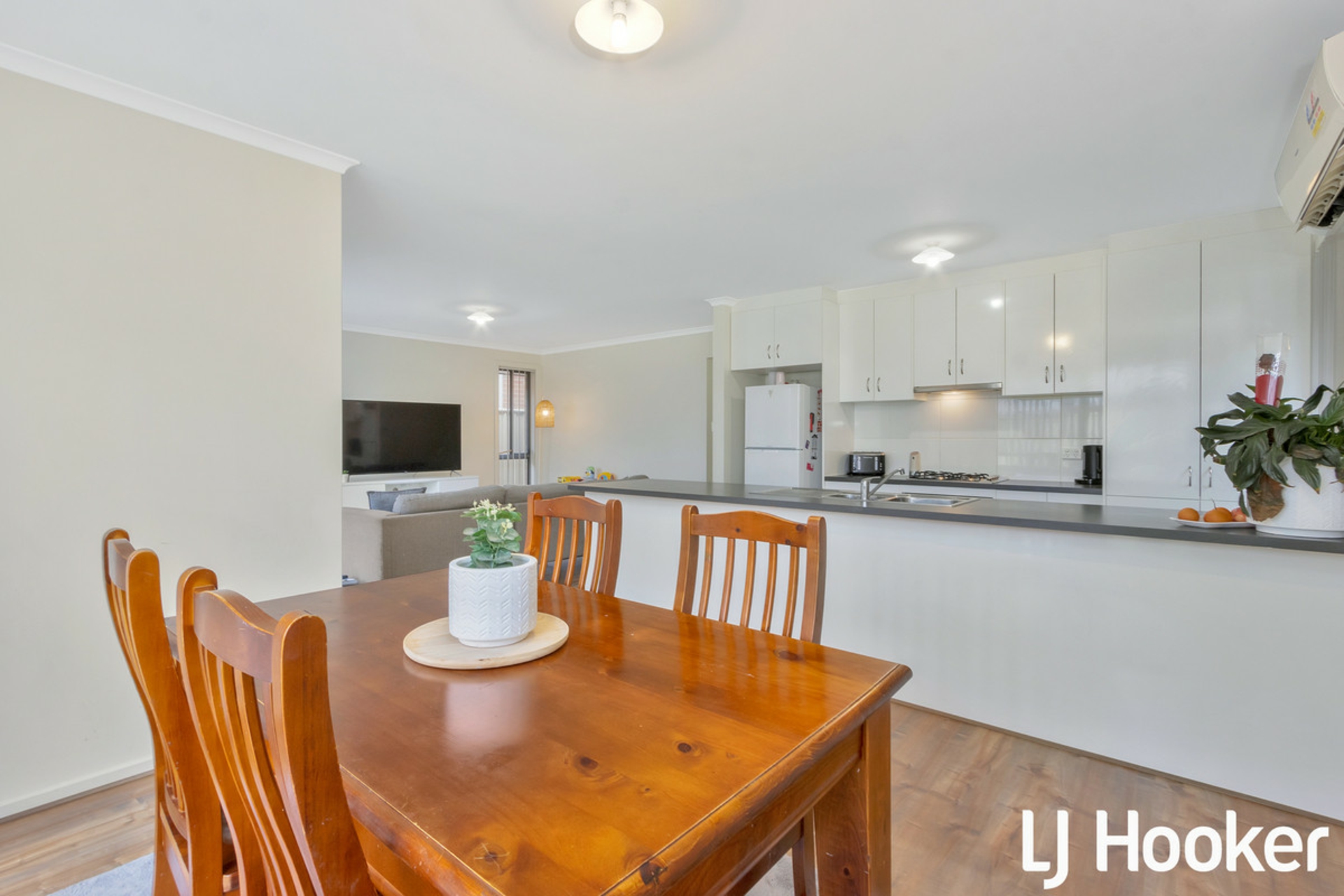11 Felicia Avenue, SALISBURY DOWNS