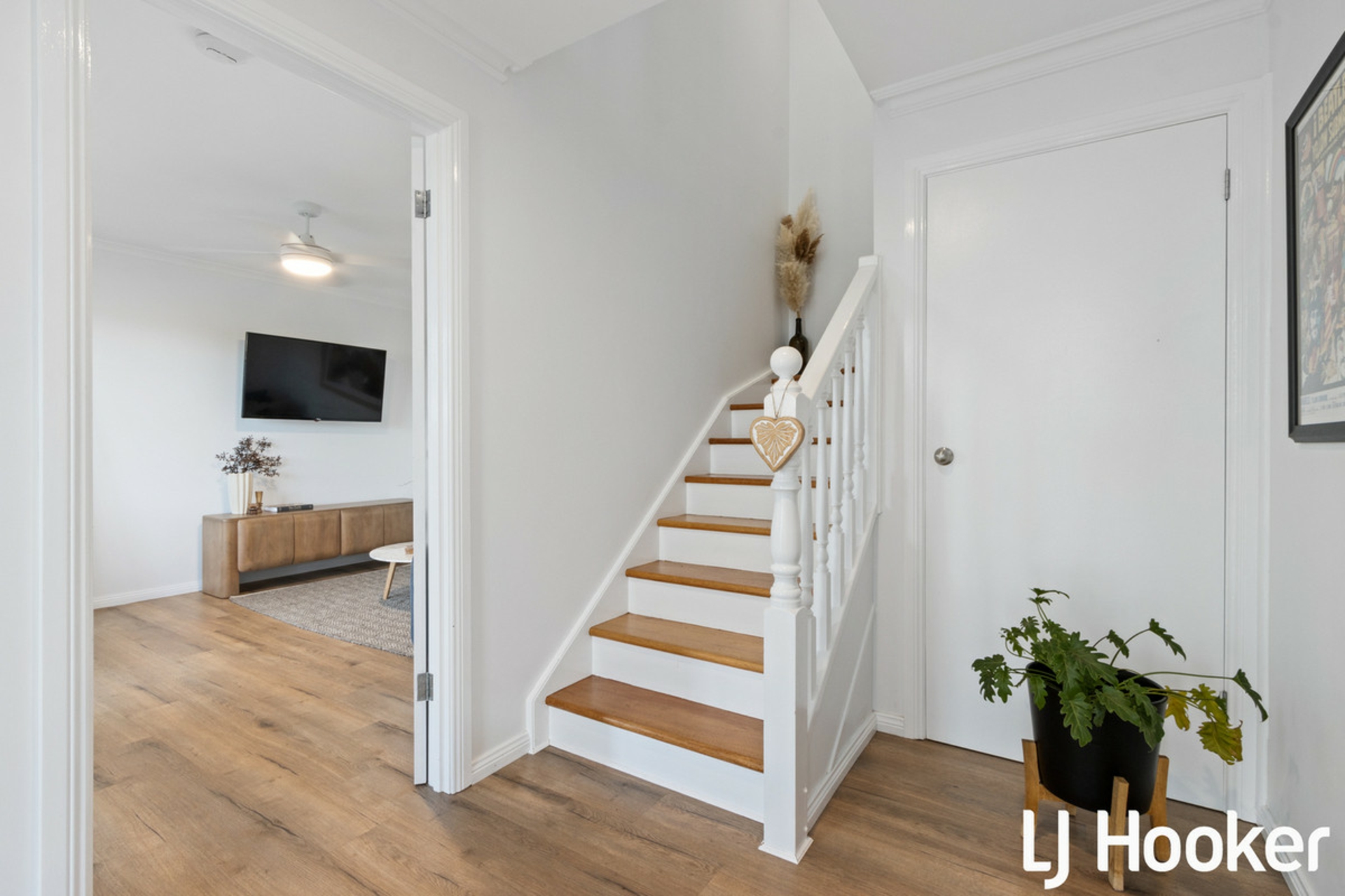 9 Egret Place, HEWETT