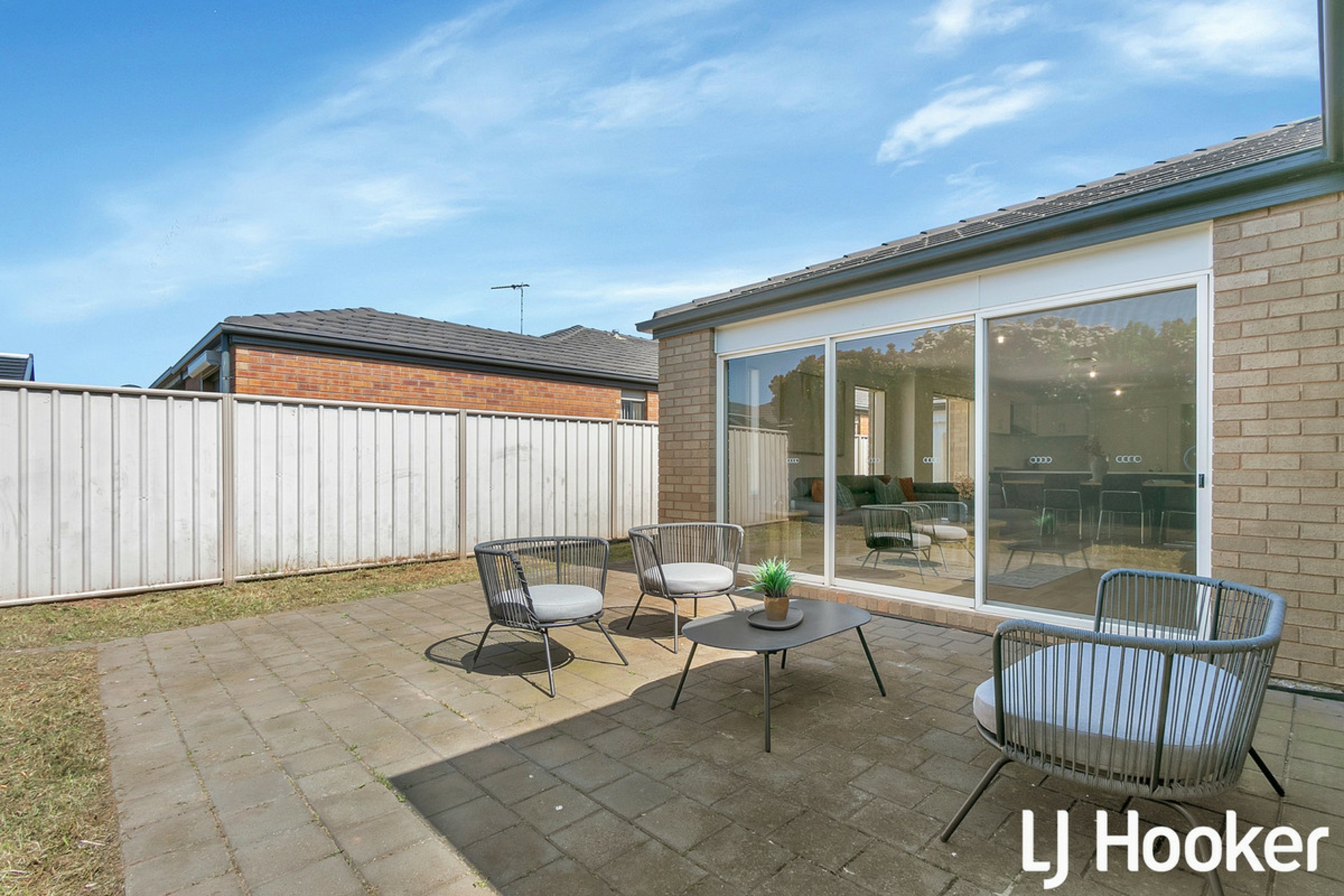 18 Nybo Court, MUNNO PARA WEST