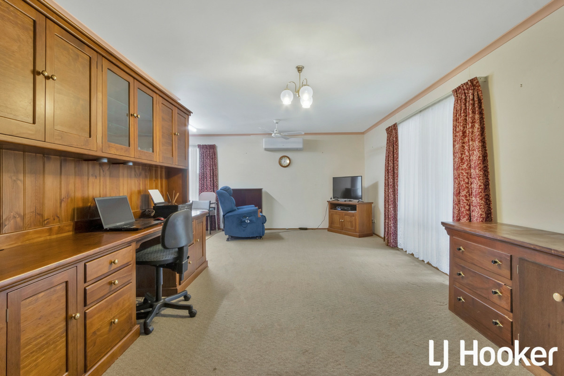 169 Casuarina Crescent, Hillier Park, HILLIER