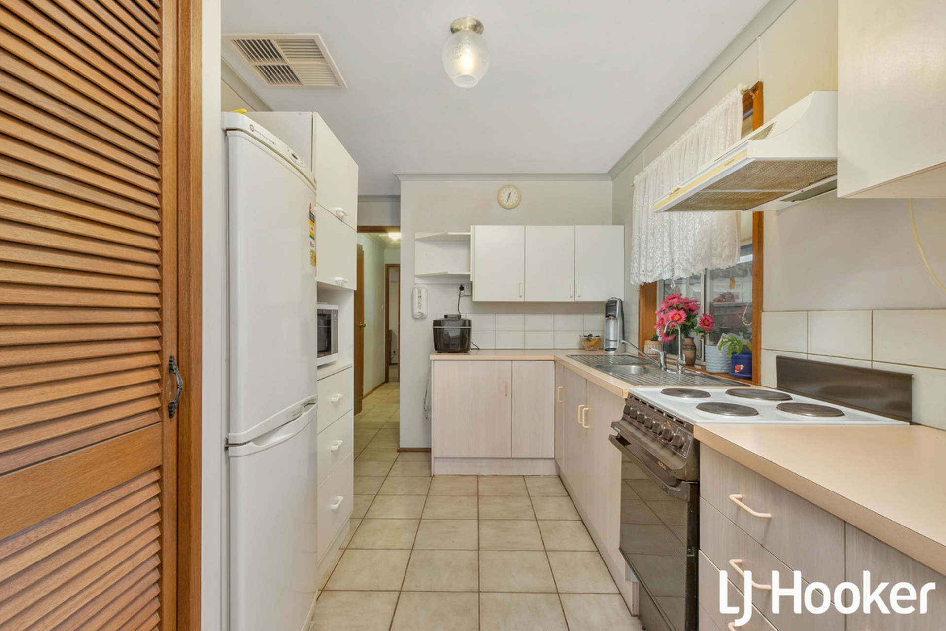 169 Casuarina Crescent, Hillier Park, HILLIER