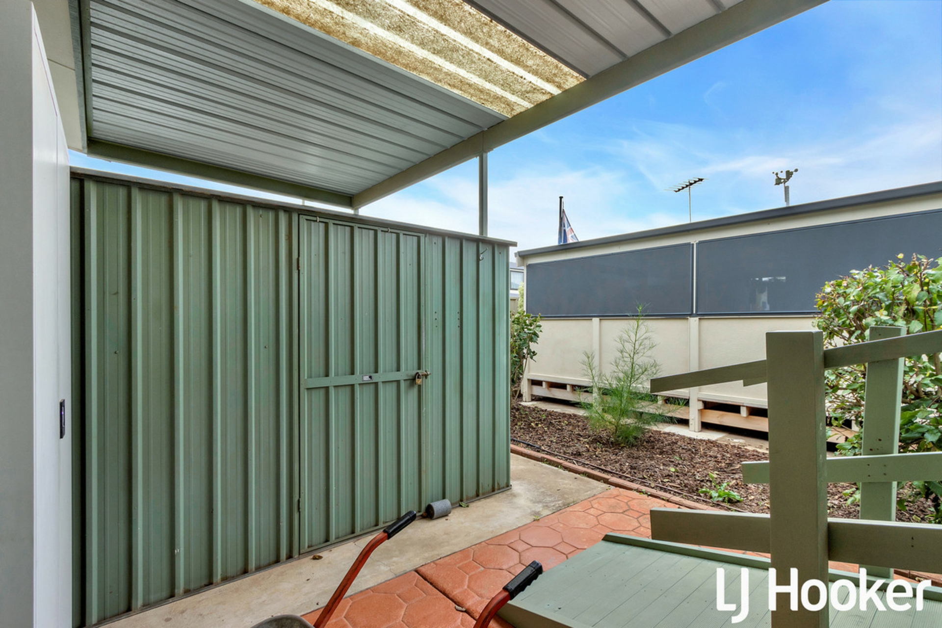 169 Casuarina Crescent, Hillier Park, HILLIER