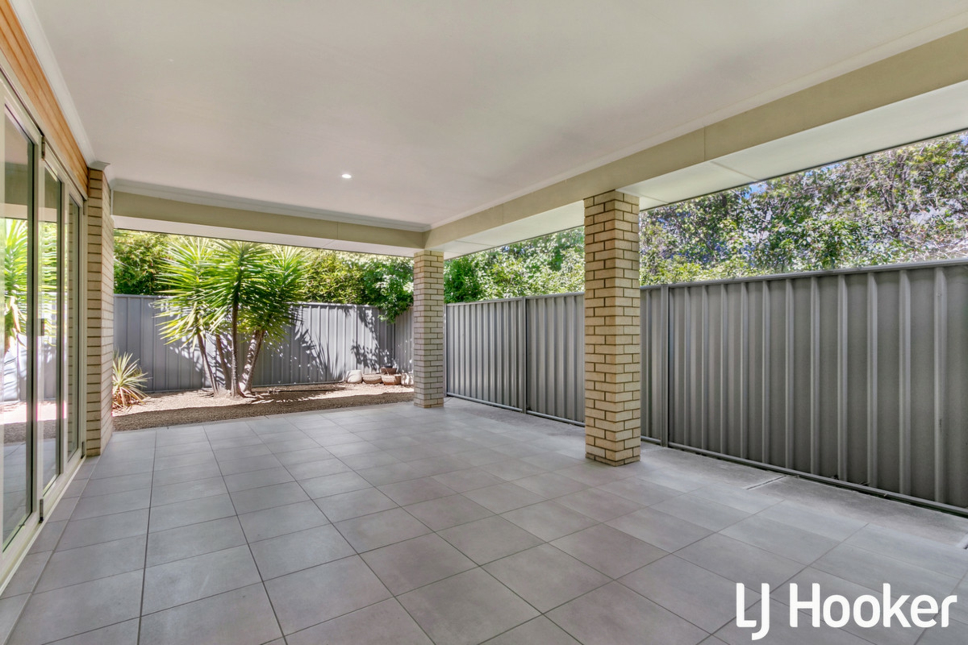 6 Isaacs Way, EVANSTON SOUTH