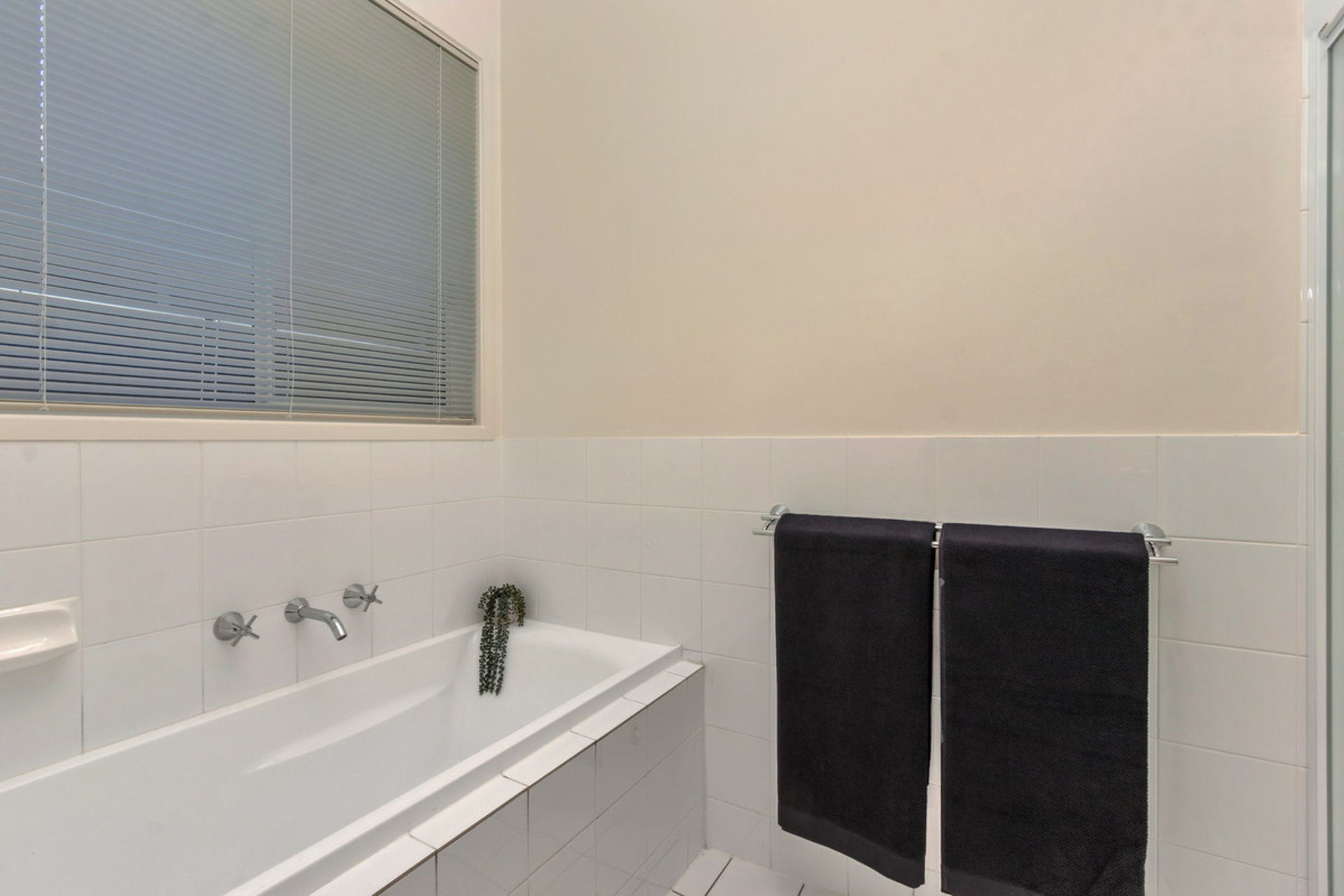 11 Edwin Street, BLAKEVIEW