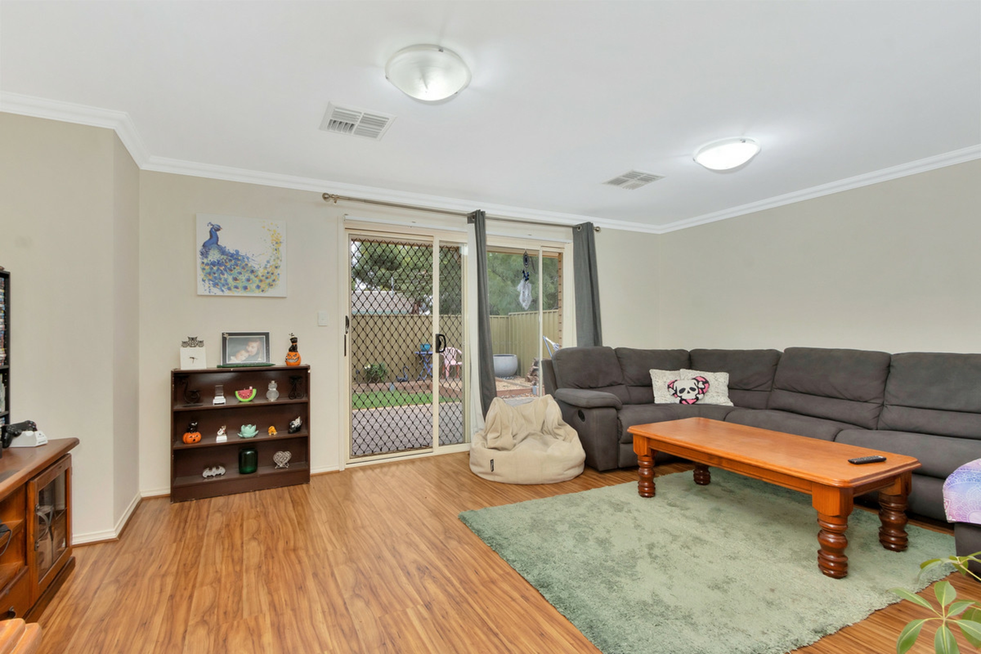 9 Dyson Street, EVANSTON