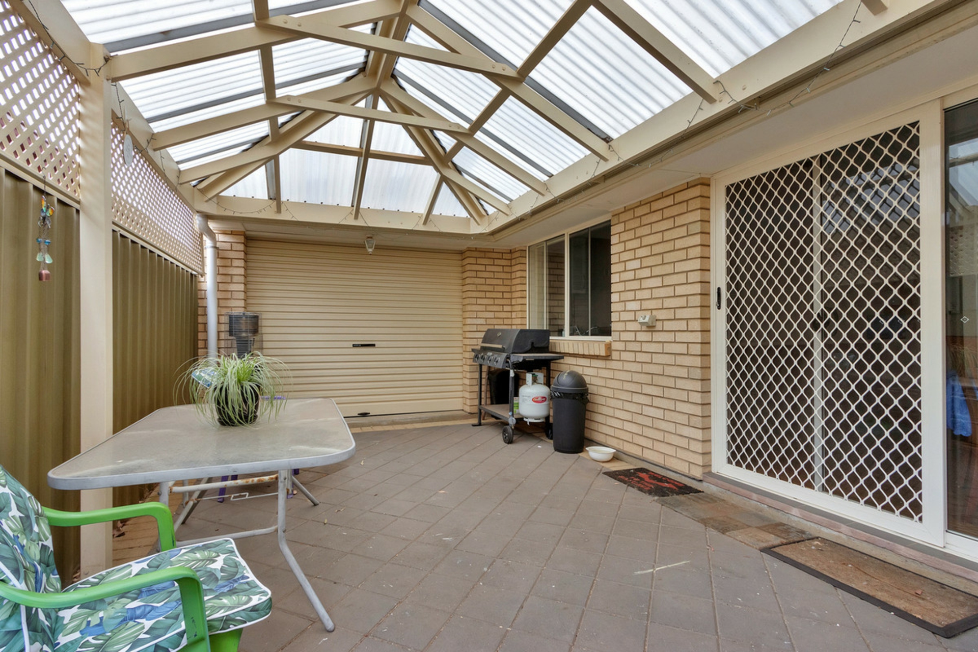9 Dyson Street, EVANSTON