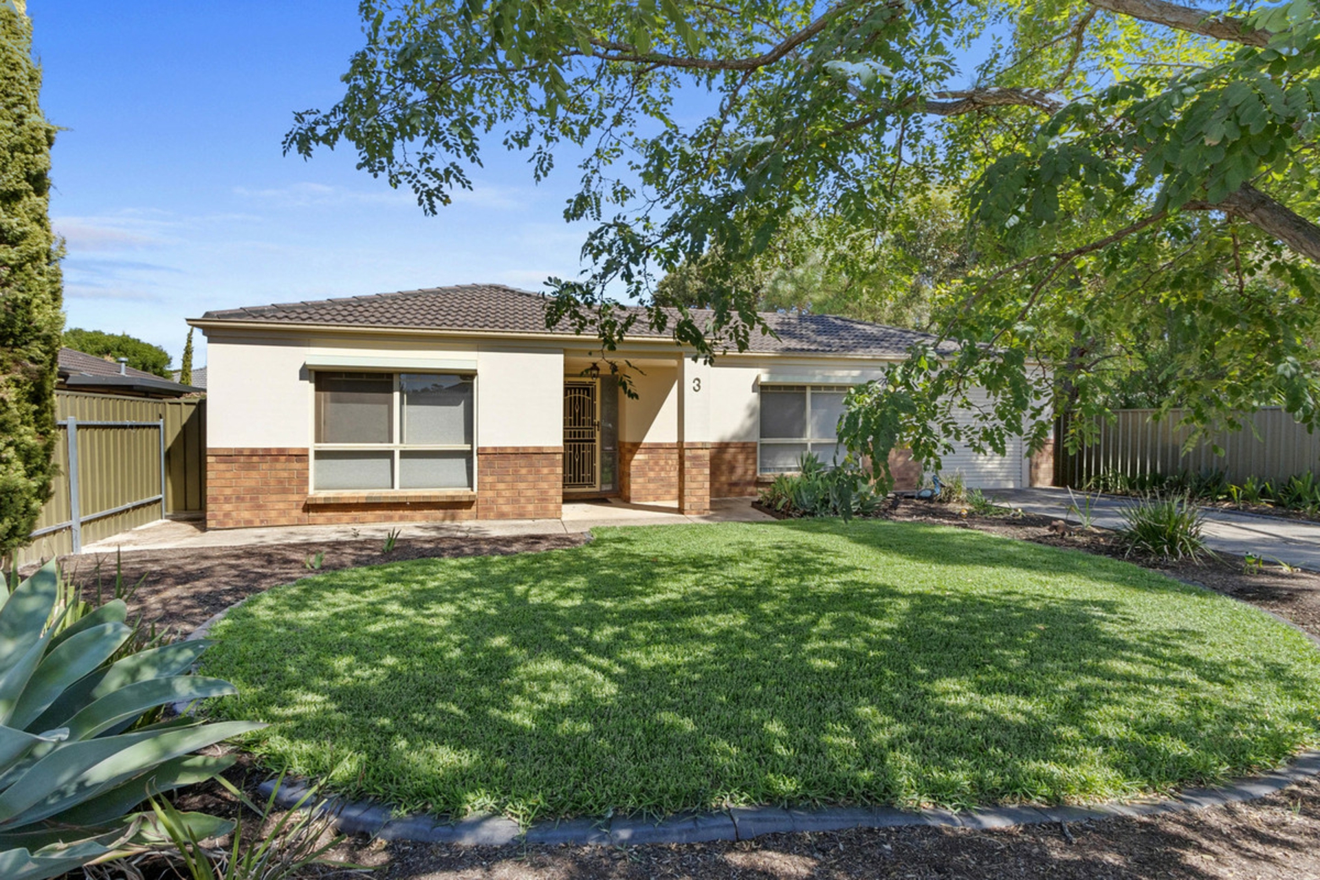 3 Cox Court, EVANSTON