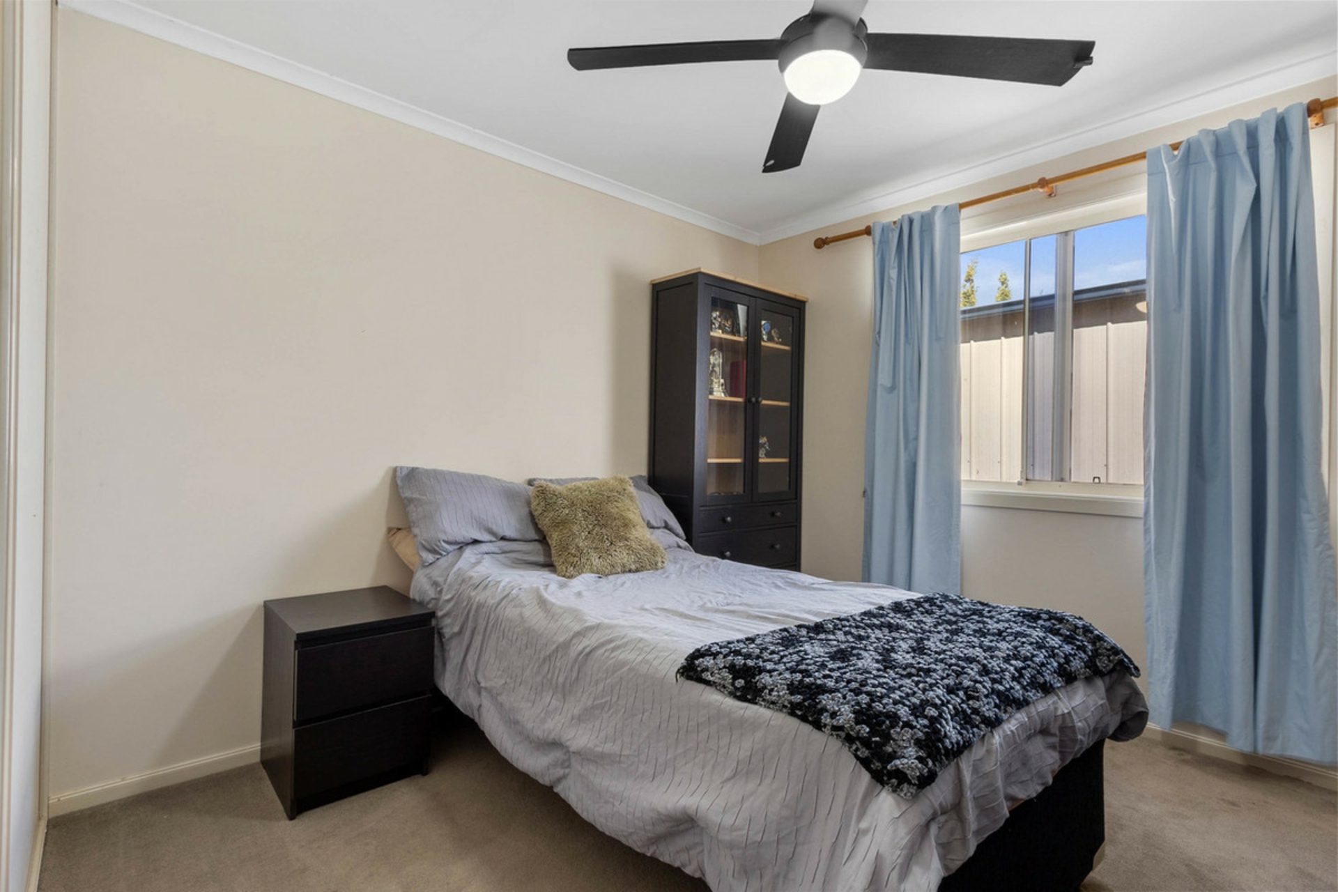 3 Cox Court, EVANSTON