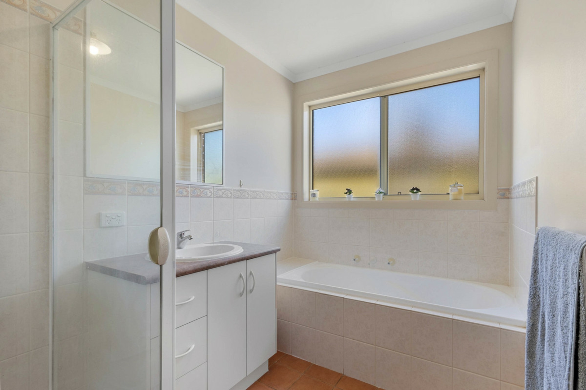 3 Cox Court, EVANSTON