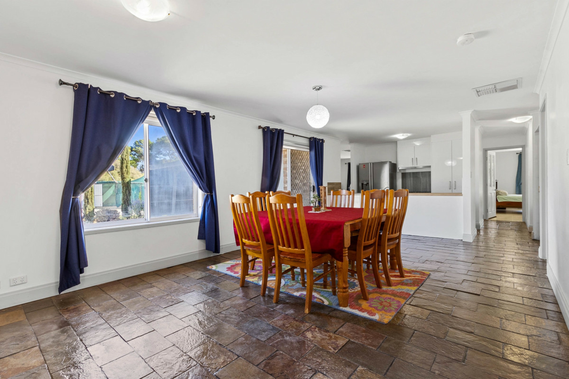2 Dunn Court, WASLEYS
