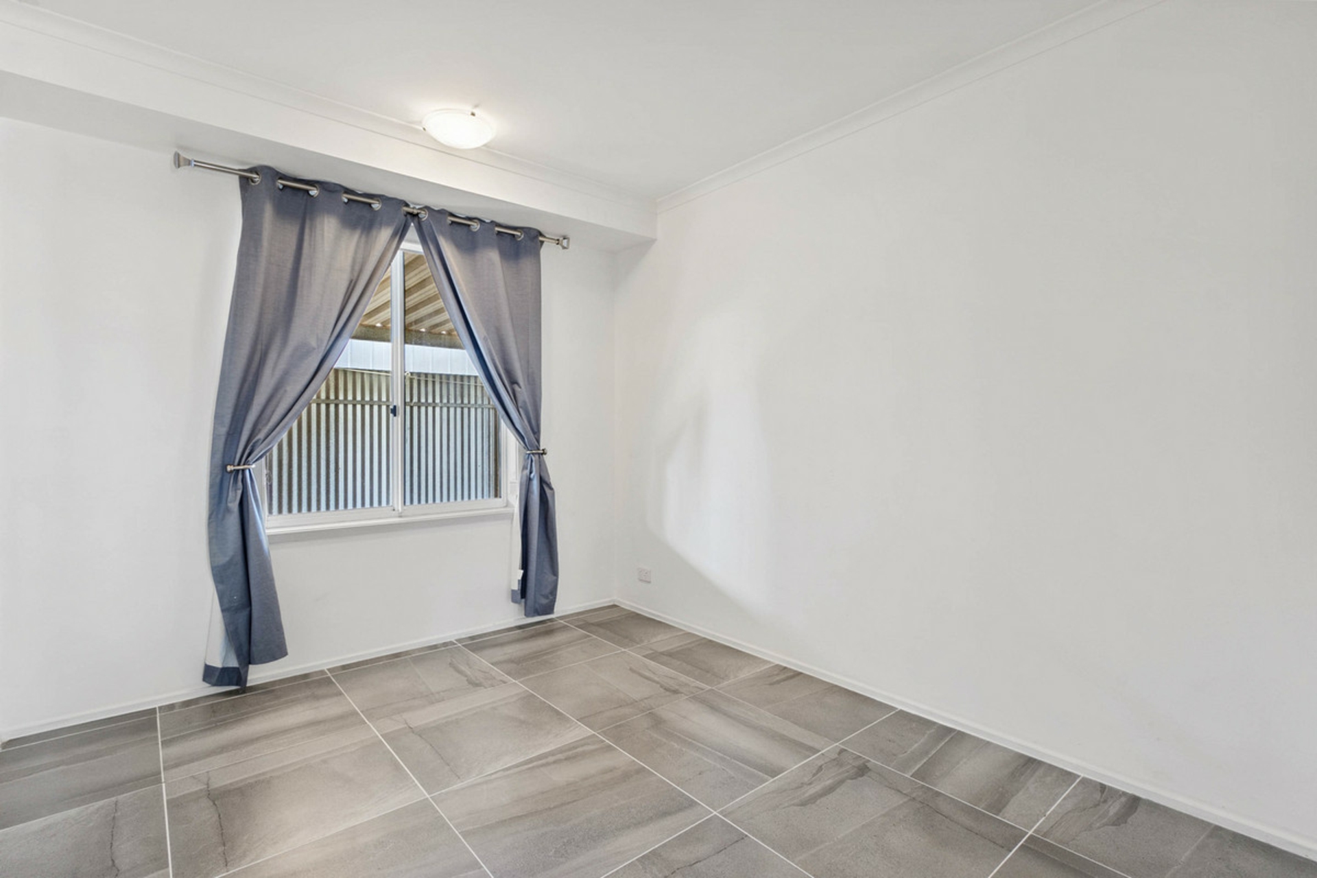 2 Dunn Court, WASLEYS