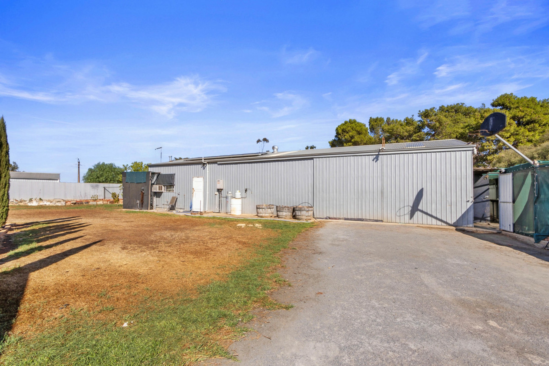 2 Dunn Court, WASLEYS