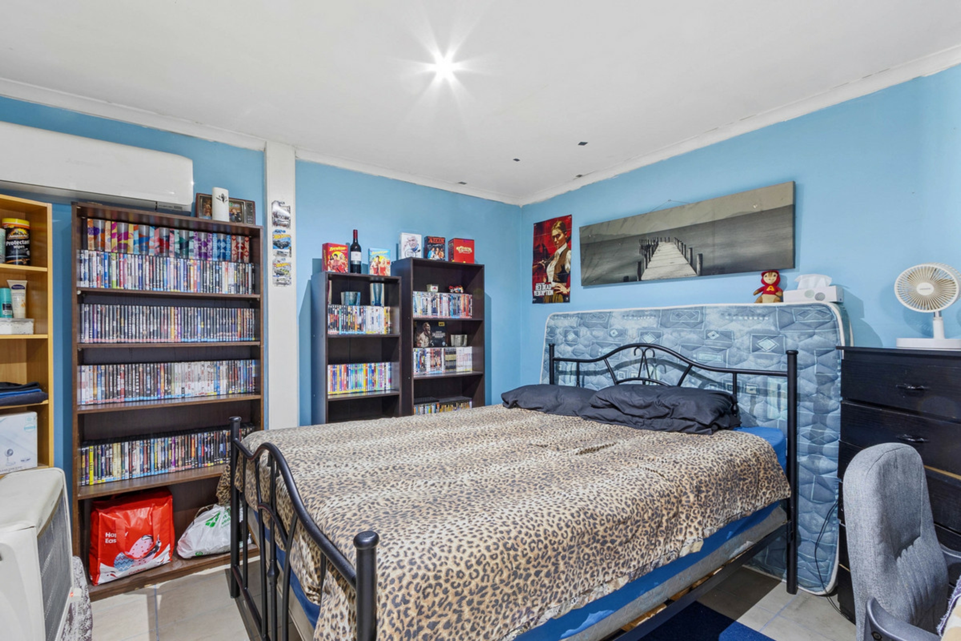 2 Dunn Court, WASLEYS