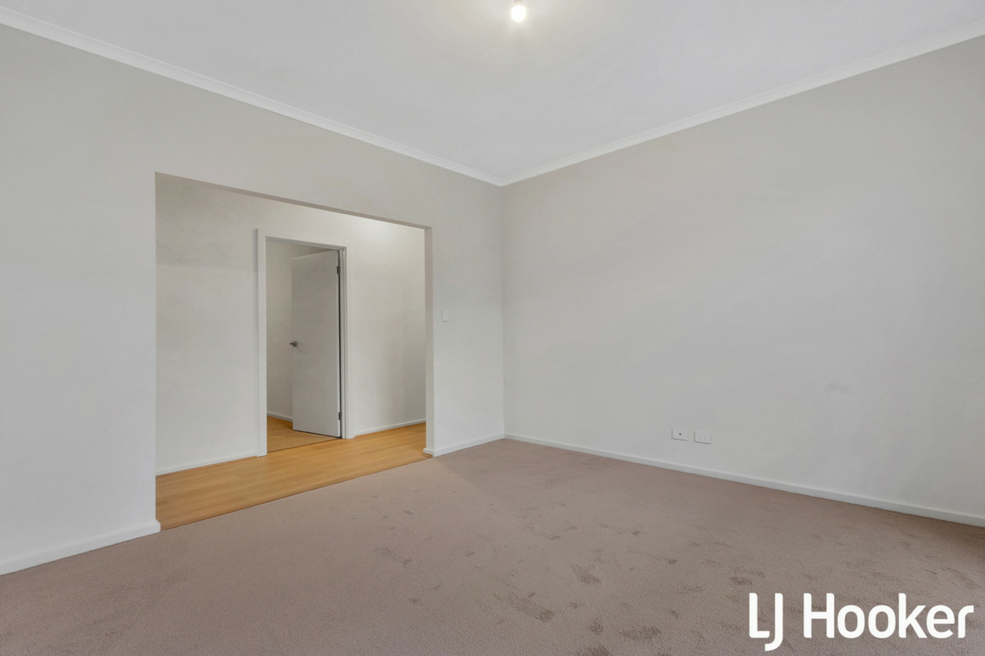 26 Bonham Crescent, MUNNO PARA WEST