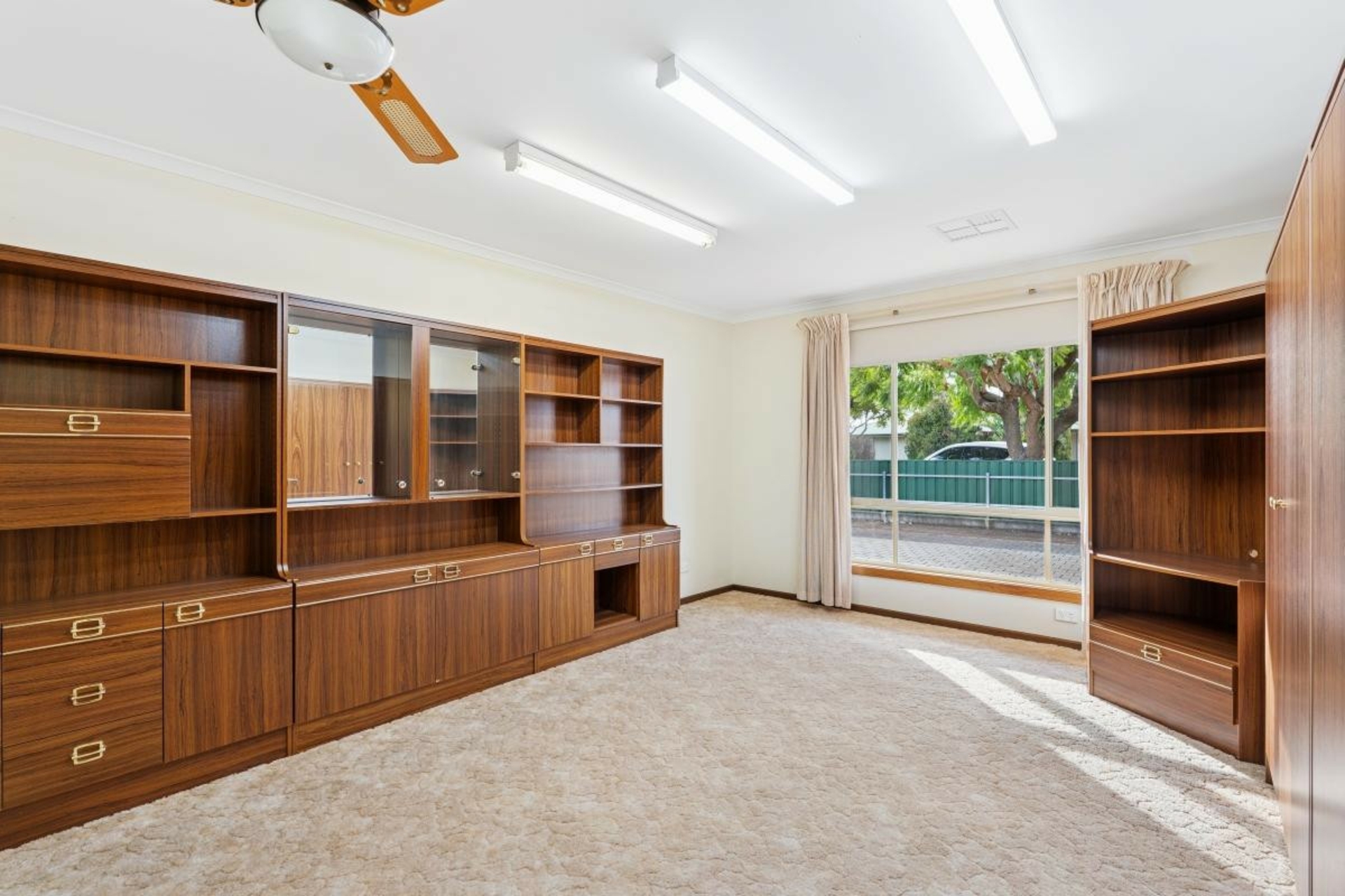 8 Centenary Avenue, BALAKLAVA