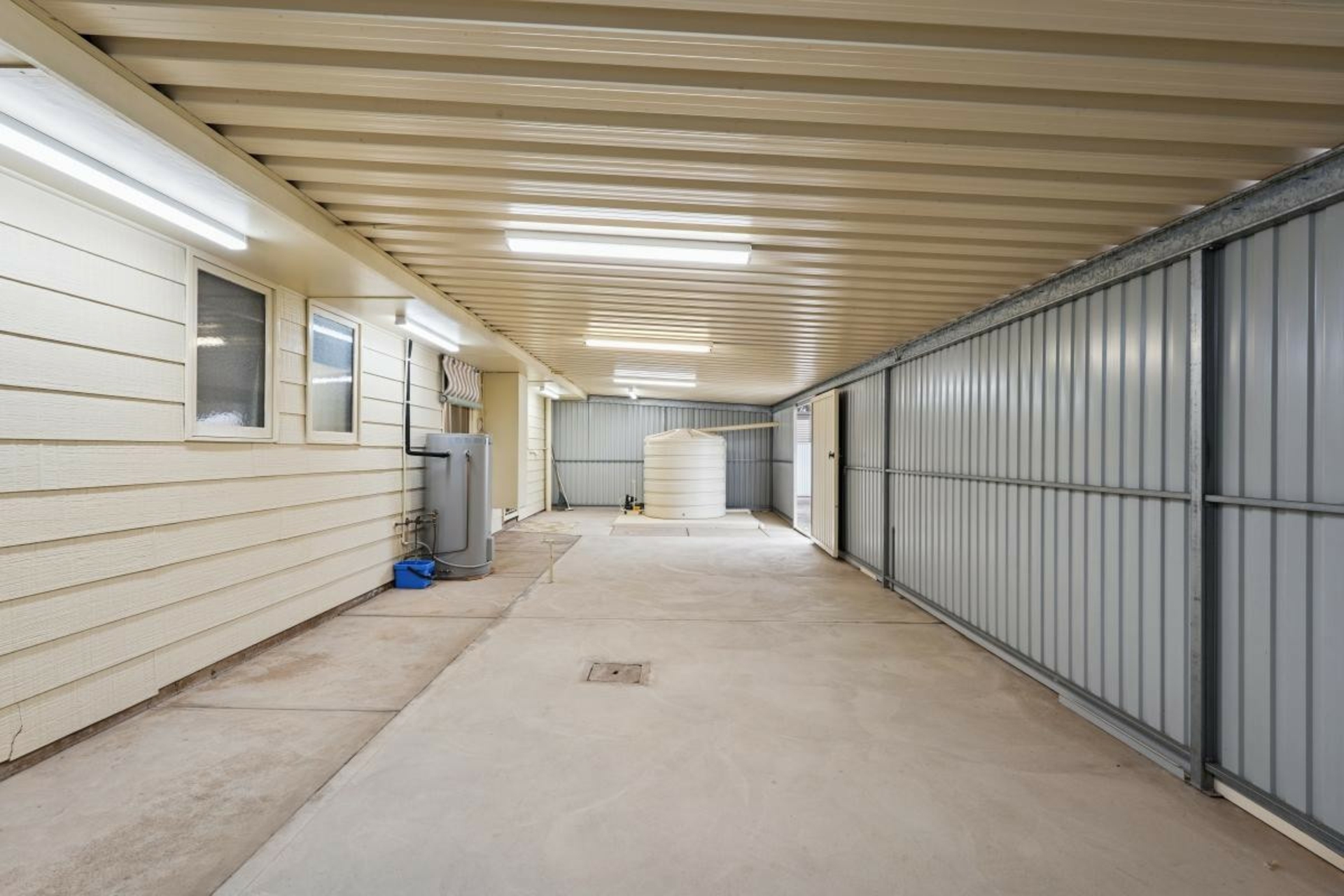 8 Centenary Avenue, BALAKLAVA