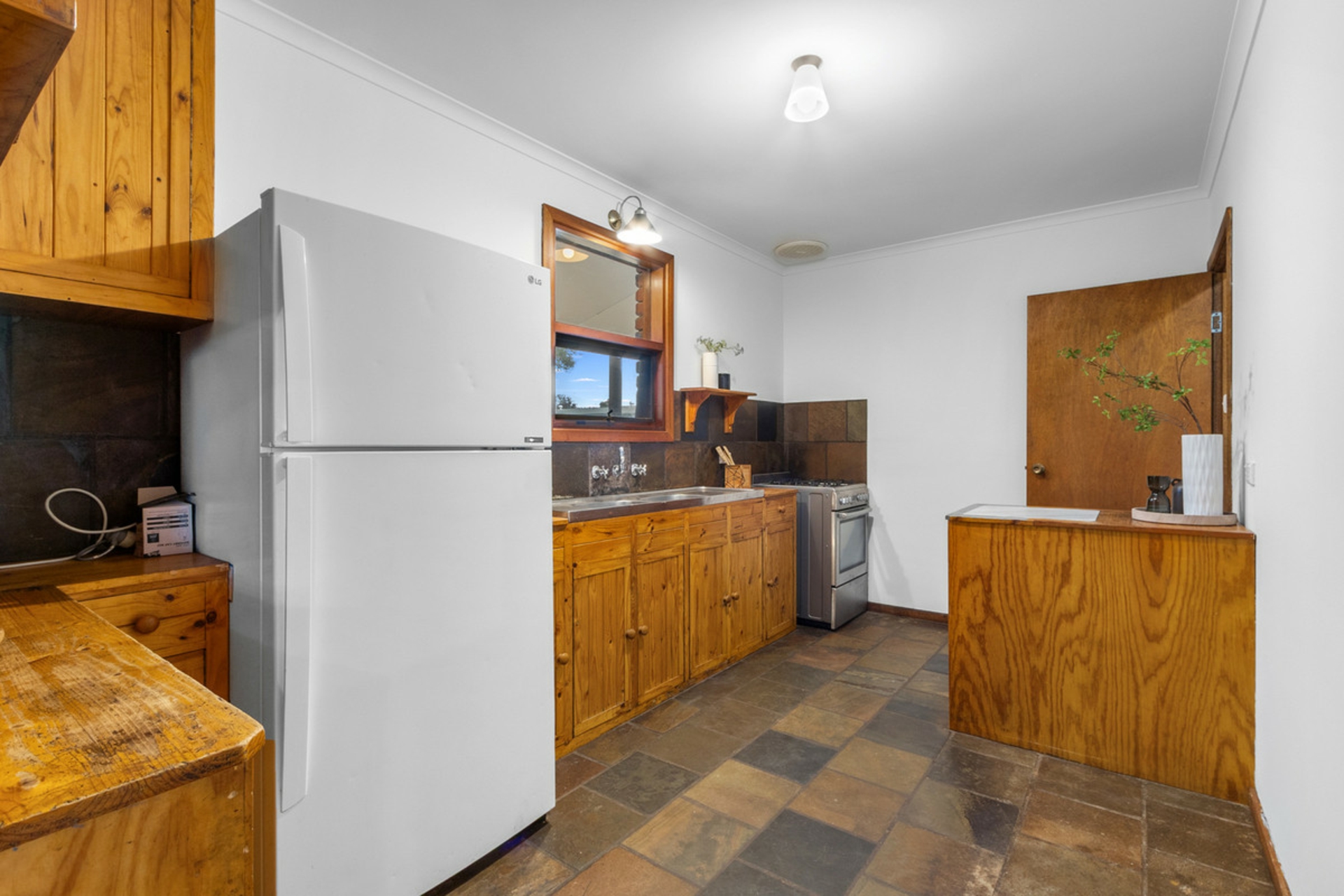 2b Sunnydale Avenue — photo 9 of 21
