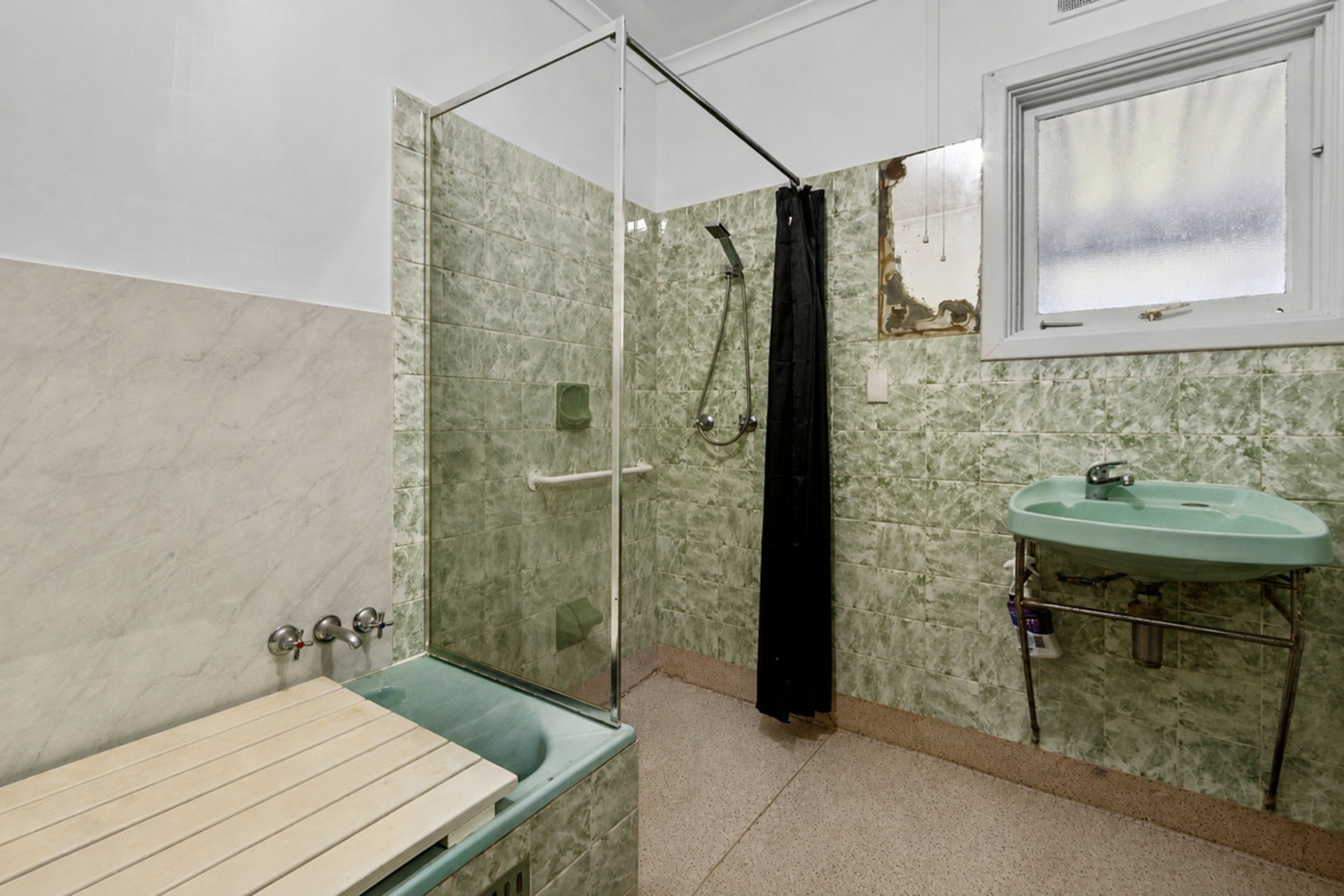 65 Crittenden Road — photo 9 of 14