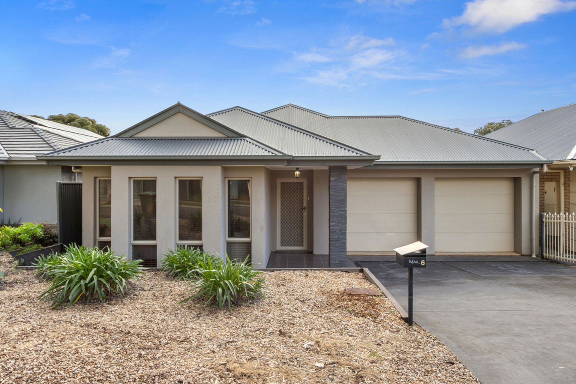 6 Salmon Gum Crescent — photo 2 of 21
