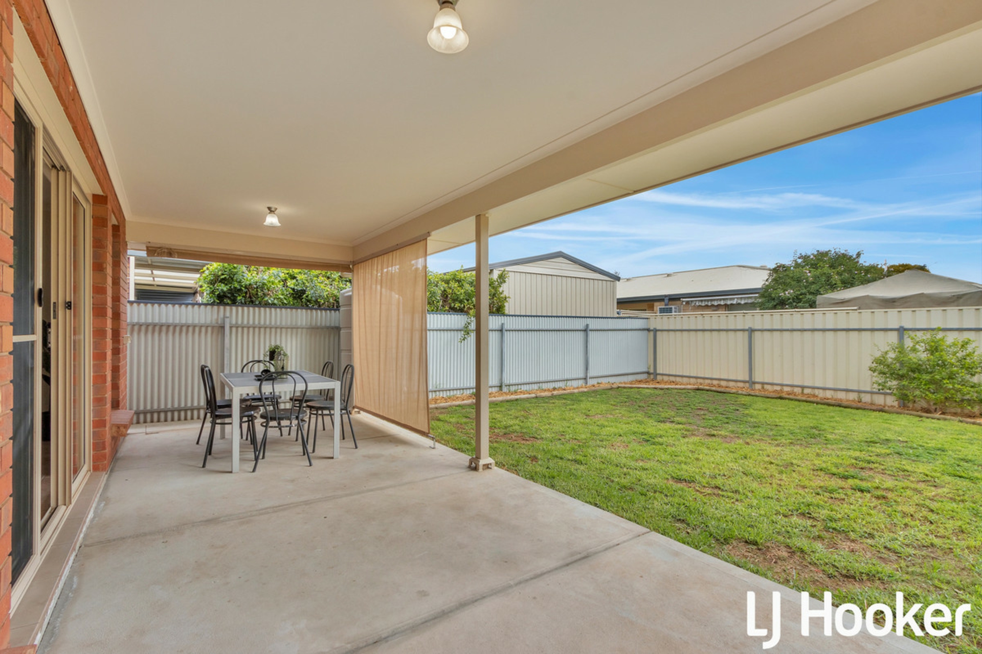 55 Railway Crescent — photo 16 of 18