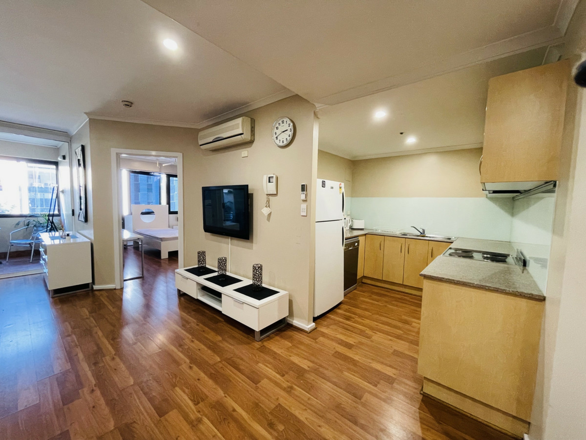 37/65 King William Street — photo 2 of 4