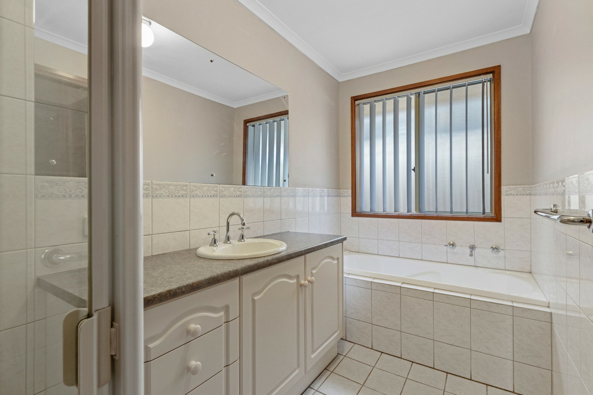 2 Enmore Drive — photo 8 of 18