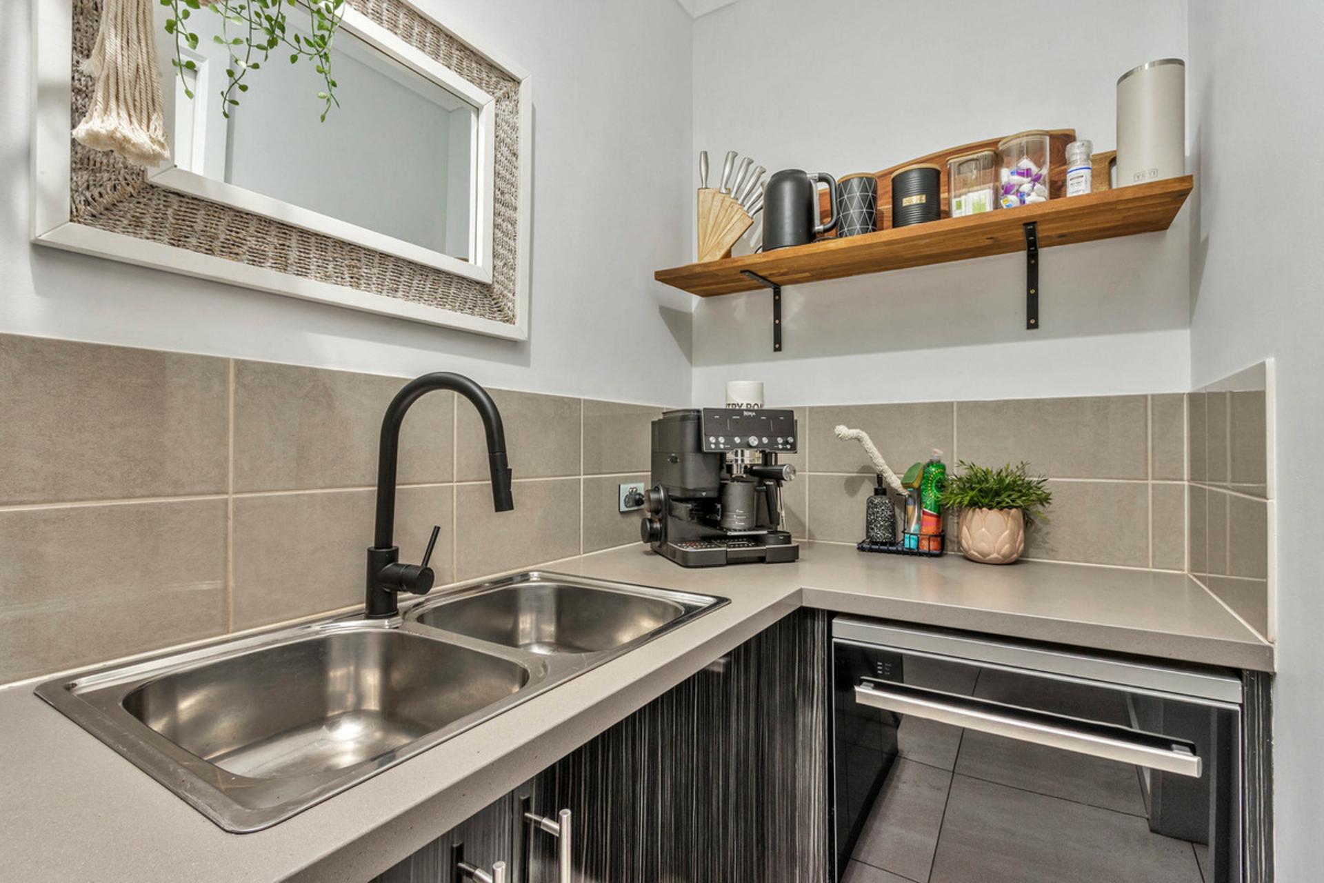 1 Haywood Court — photo 13 of 30