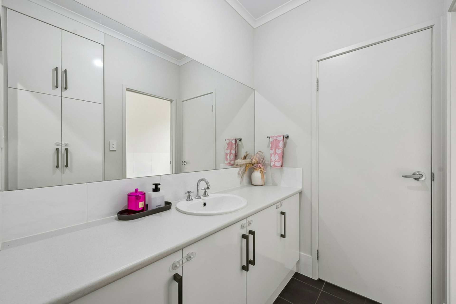 31 Admiral Parade — photo 13 of 17