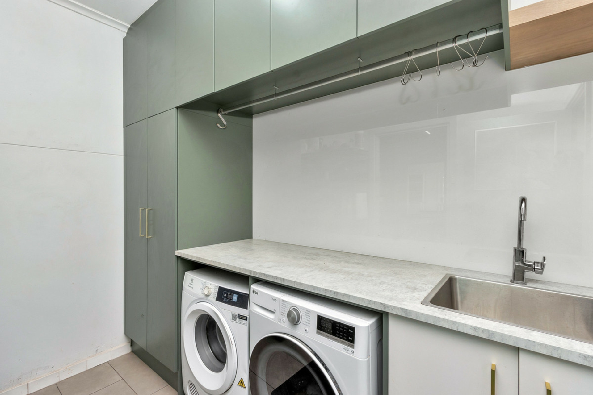108 McKenzie Road — photo 9 of 17