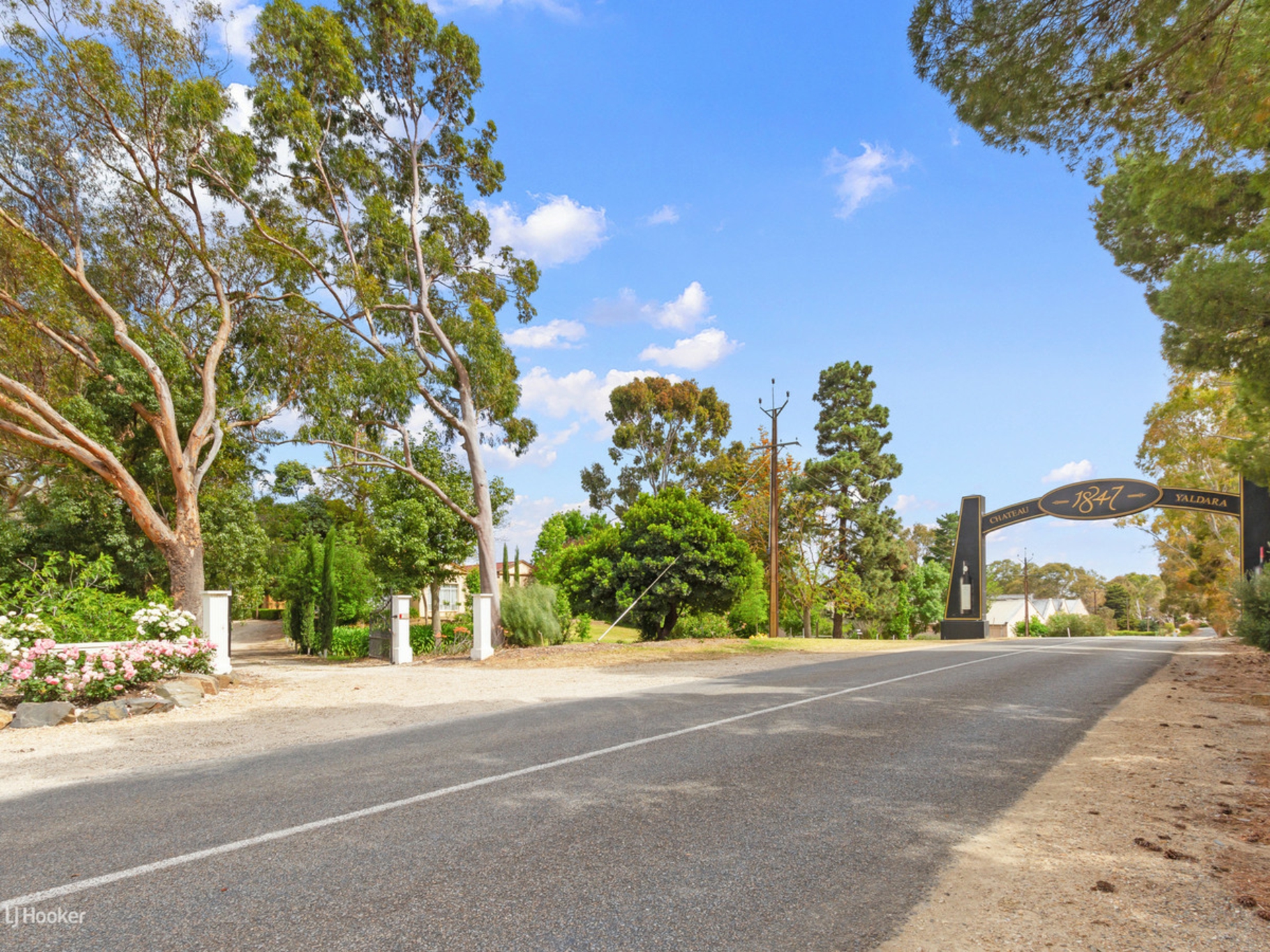 130 Hermann Thumm Drive — photo 13 of 13