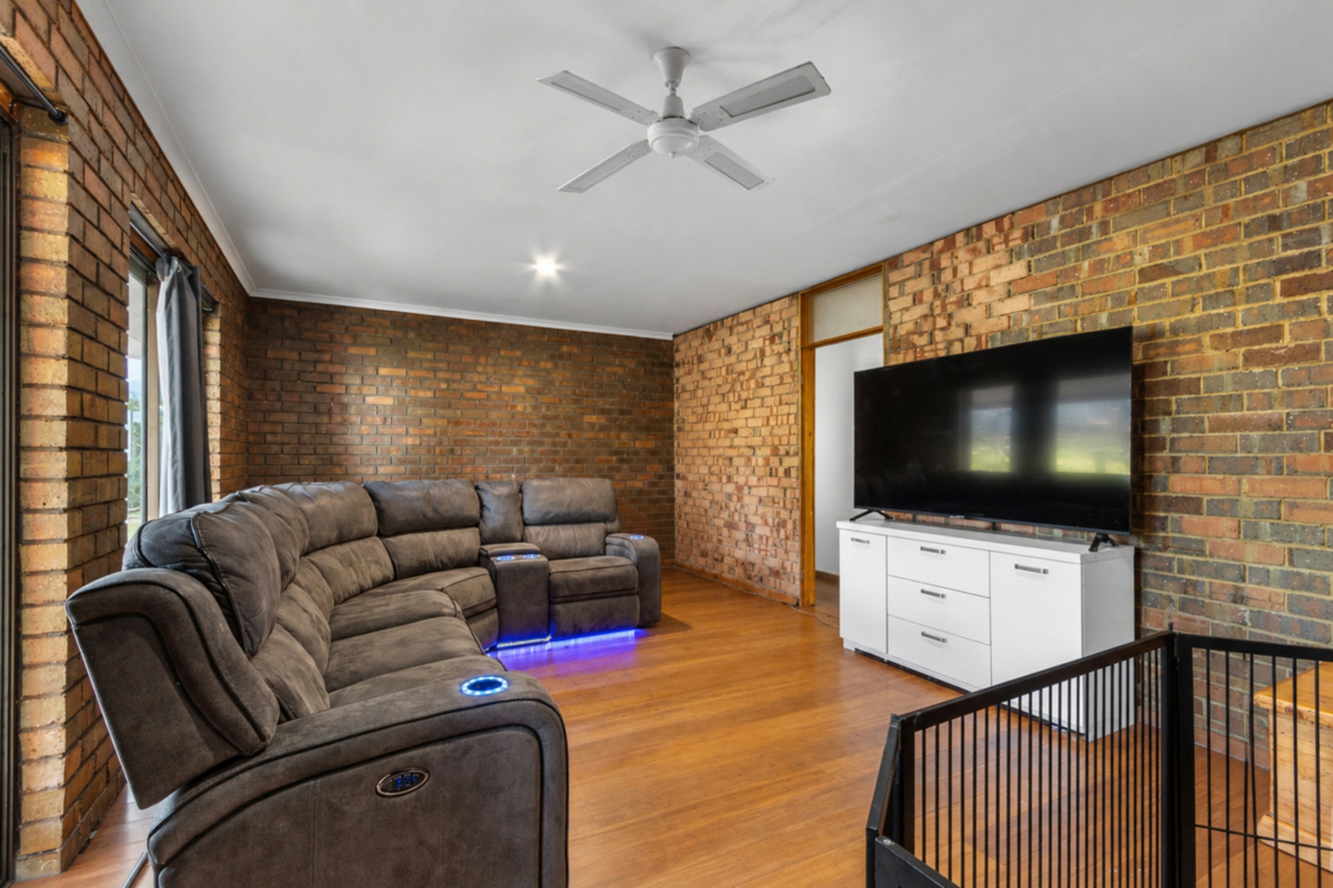 28 Daly Street — photo 7 of 14