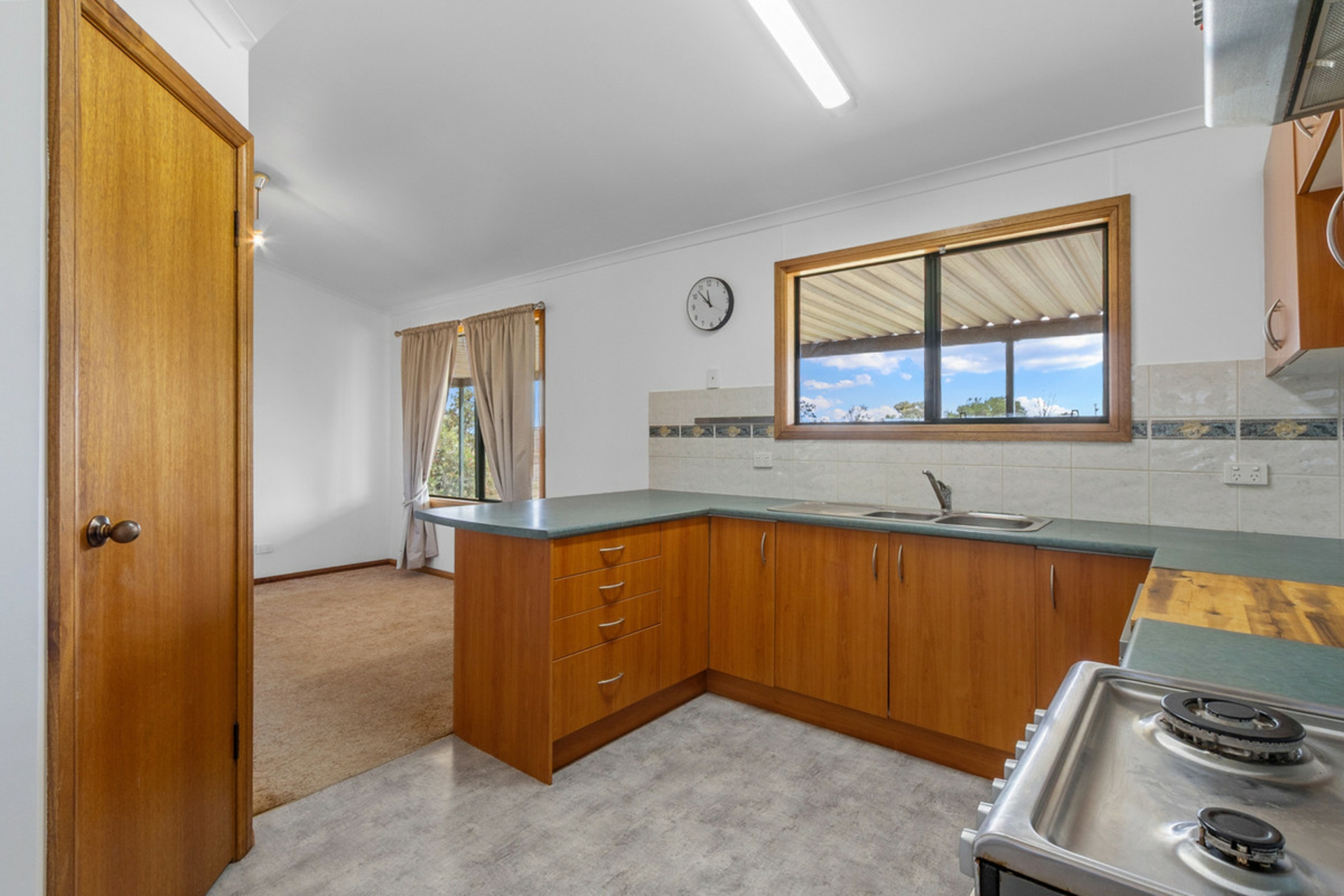 12 Ruskin Road — photo 6 of 25