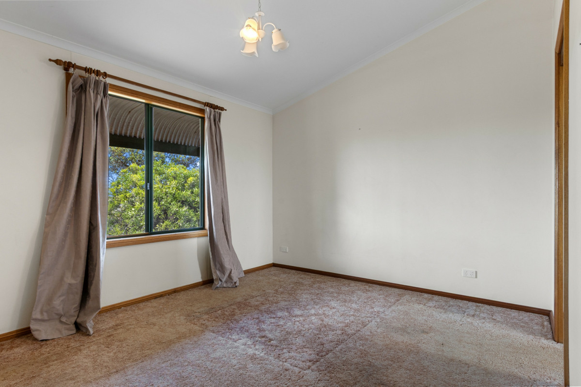 12 Ruskin Road — photo 8 of 25