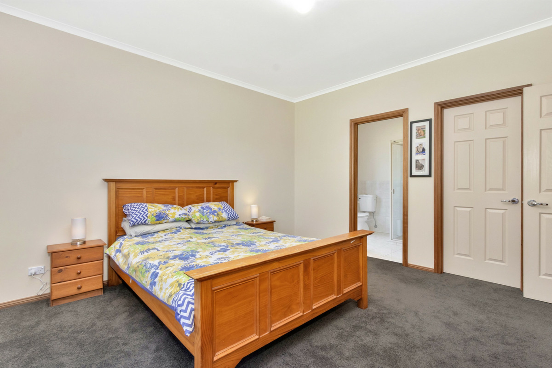 14 Semmens Crescent — photo 5 of 18